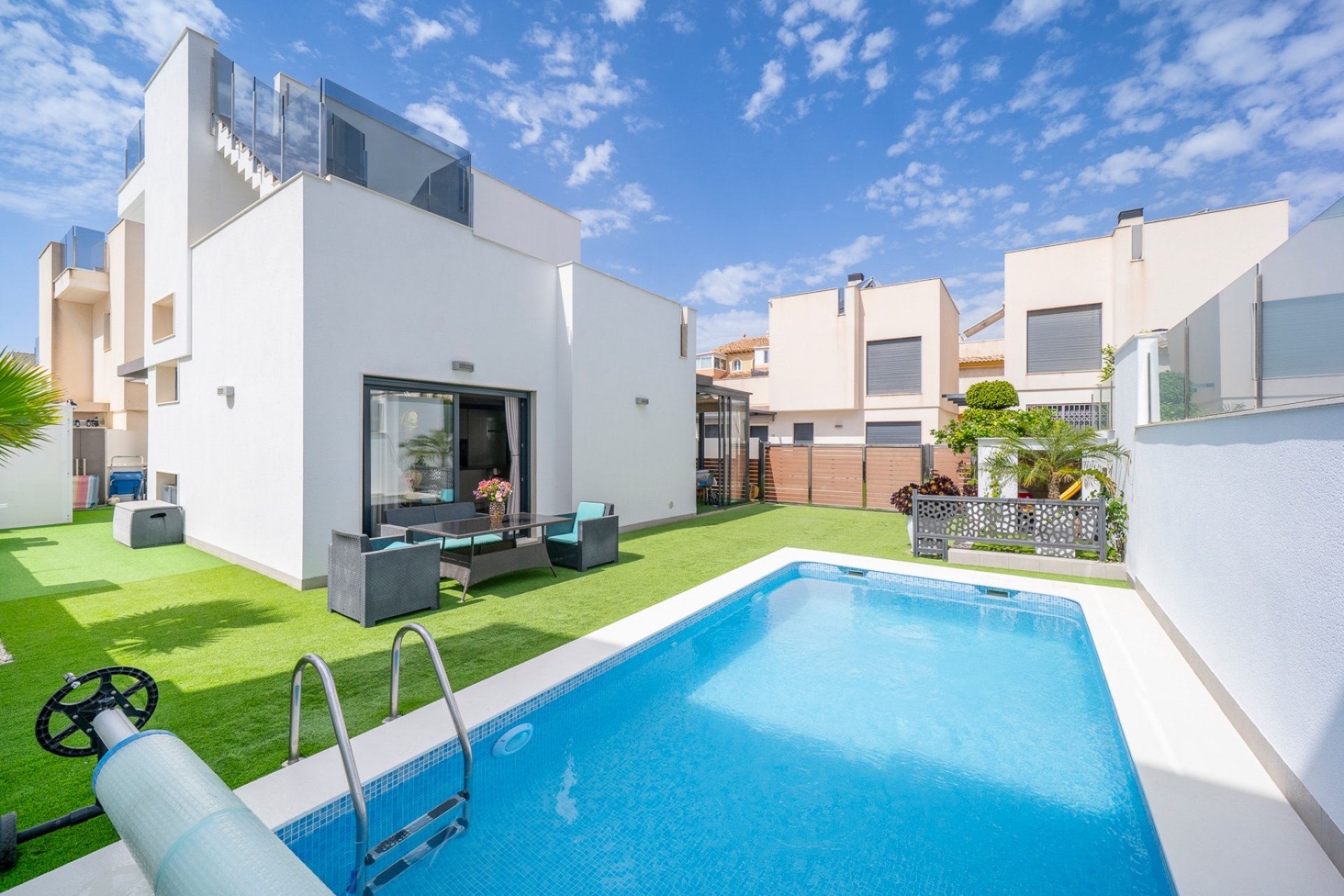 Perpardavimas - Vila - Torrevieja