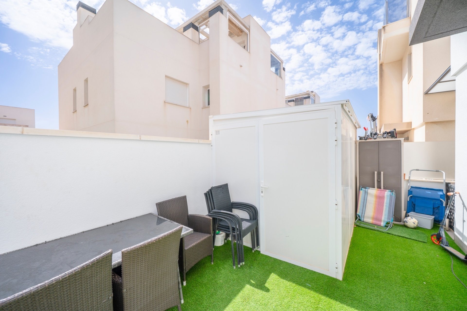 Perpardavimas - Vila - Torrevieja