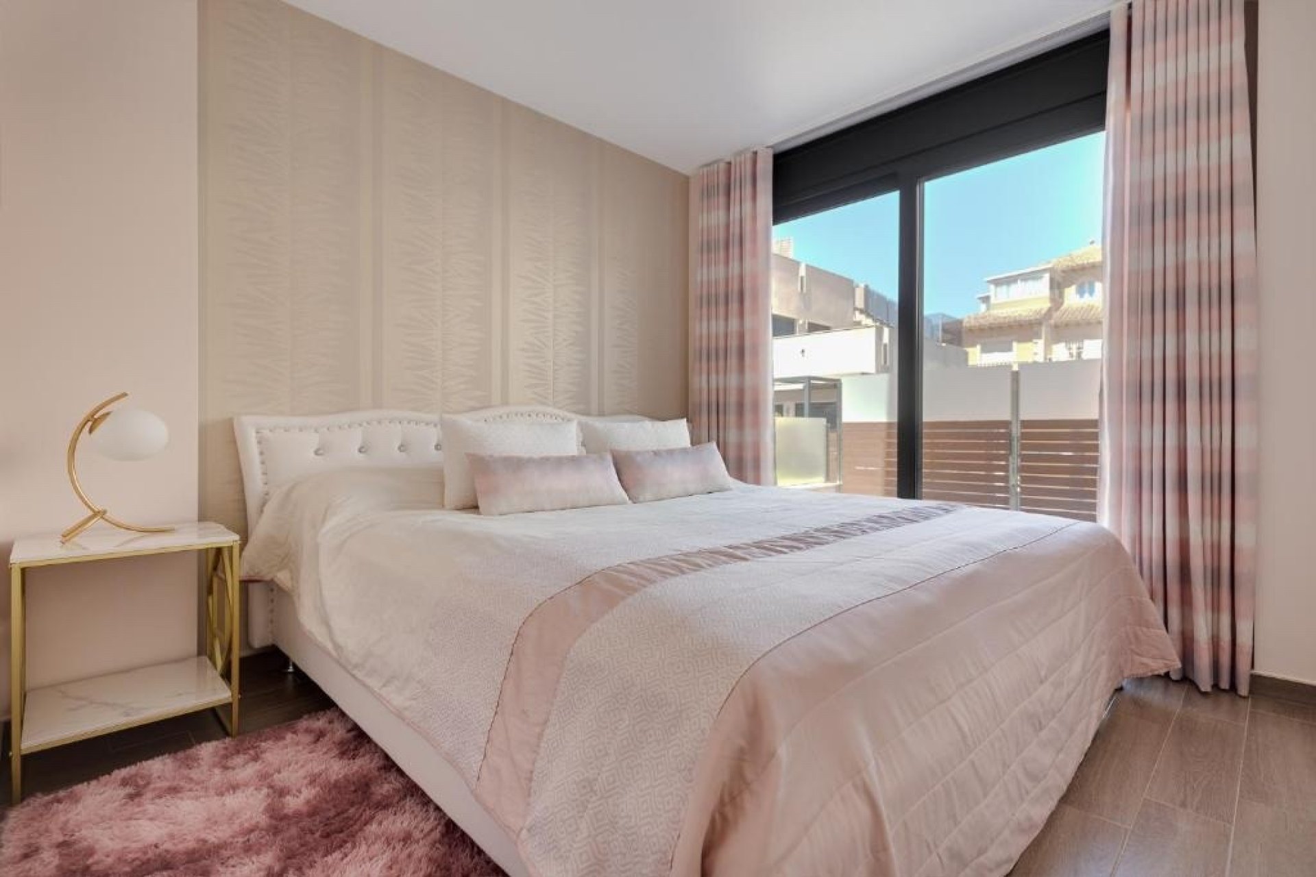 Perpardavimas - Vila - Torrevieja