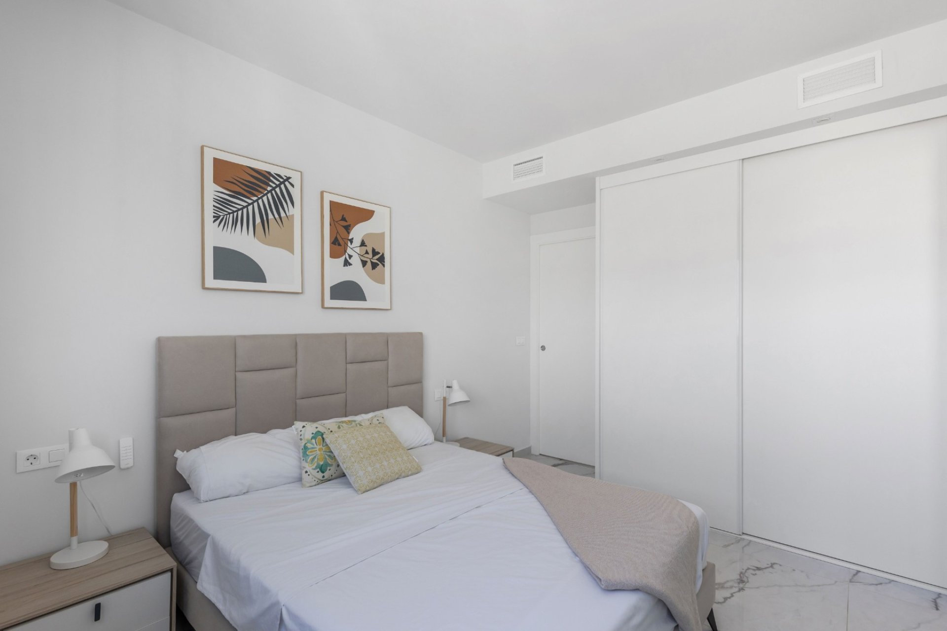 Resale - Apartament / Duplex - Orihuela Costa - Playa Flamenca