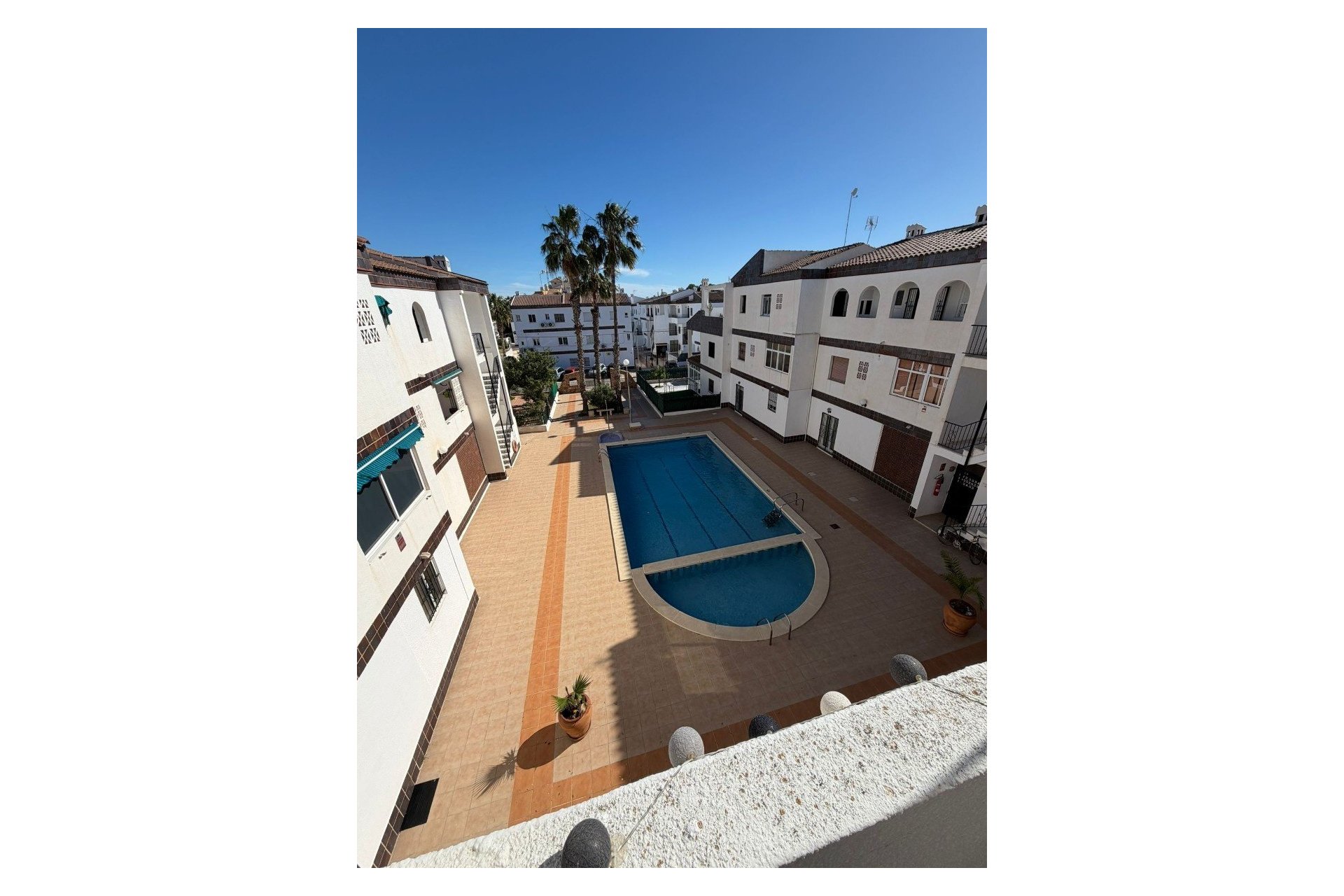 Resale - Apartament / Duplex - Orihuela Costa - Punta Prima