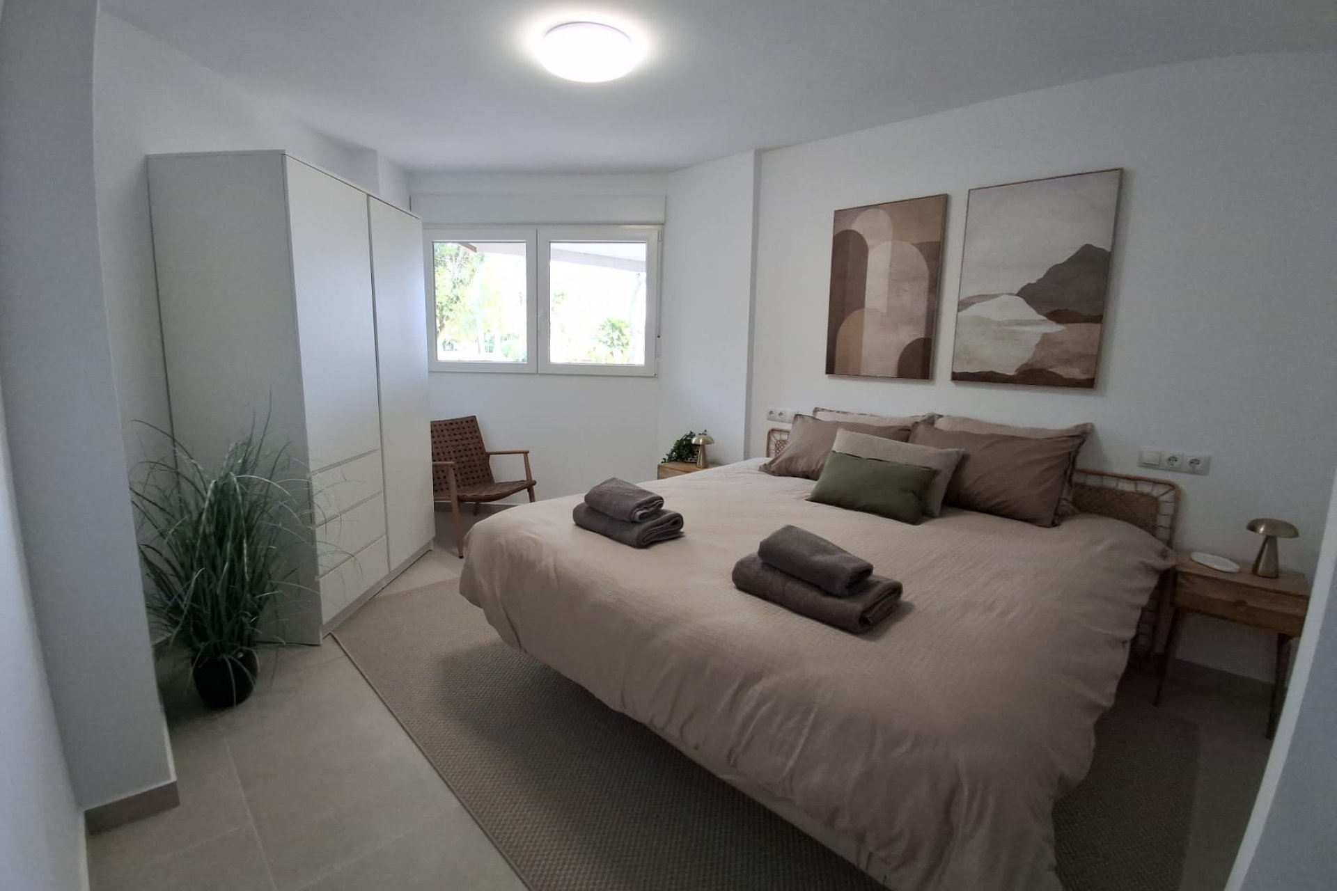 Resale - Apartament / Duplex - Torrevieja - Playa Acequion