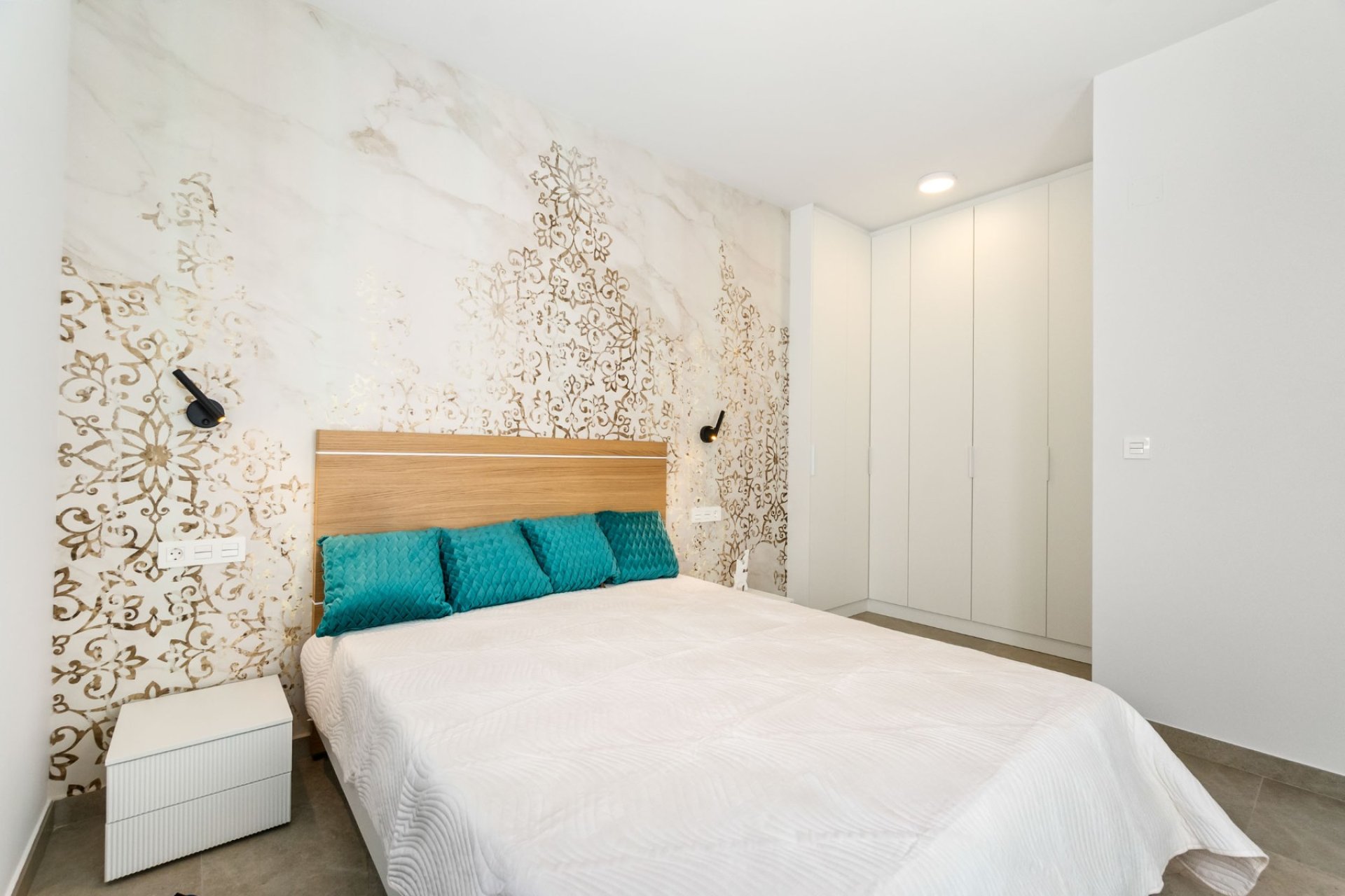 Resale - Apartament / Duplex - Torrevieja - Playa de El Cura