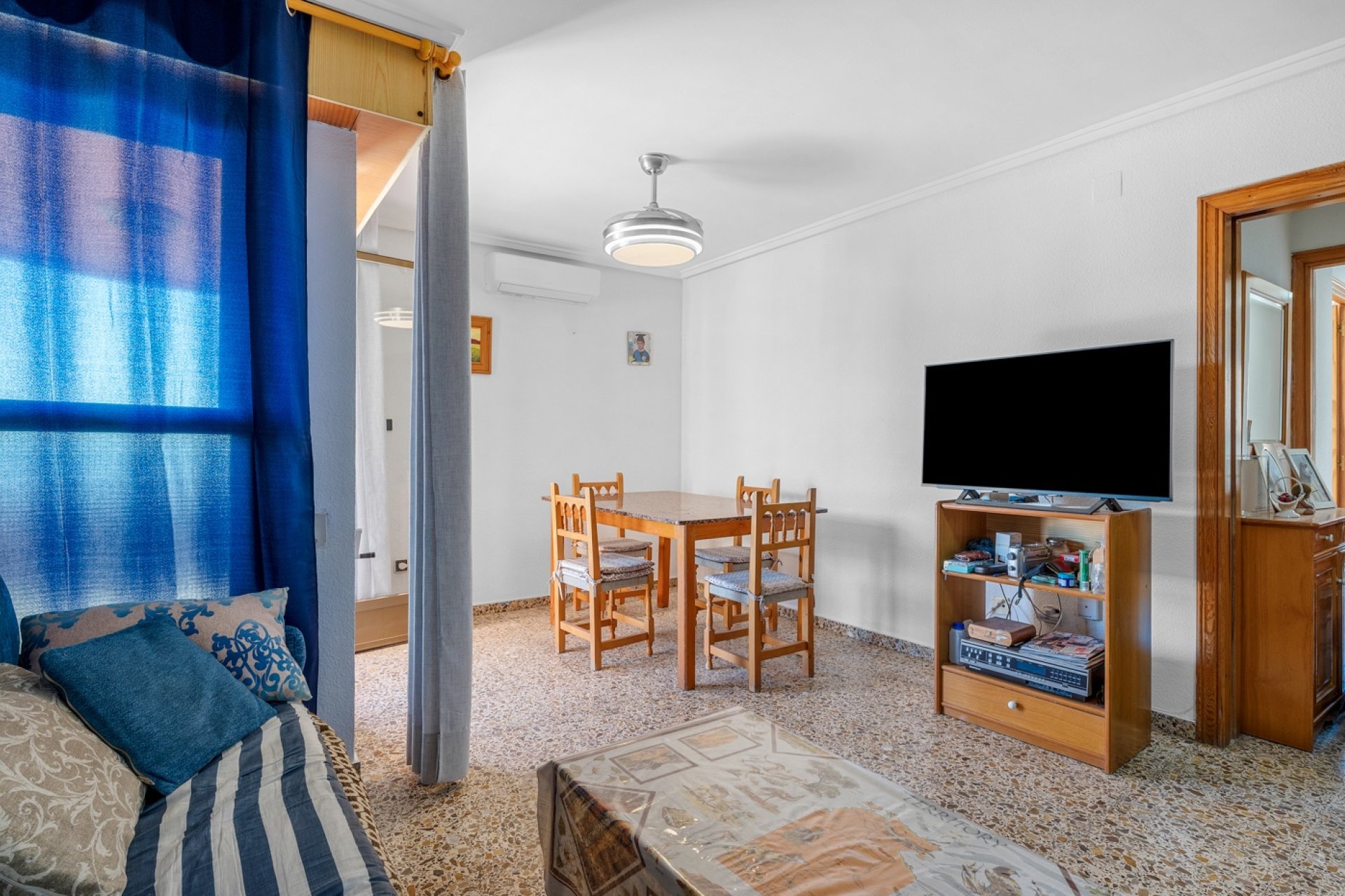 Resale - Apartment / flat - Elche - Segunda linea playa
