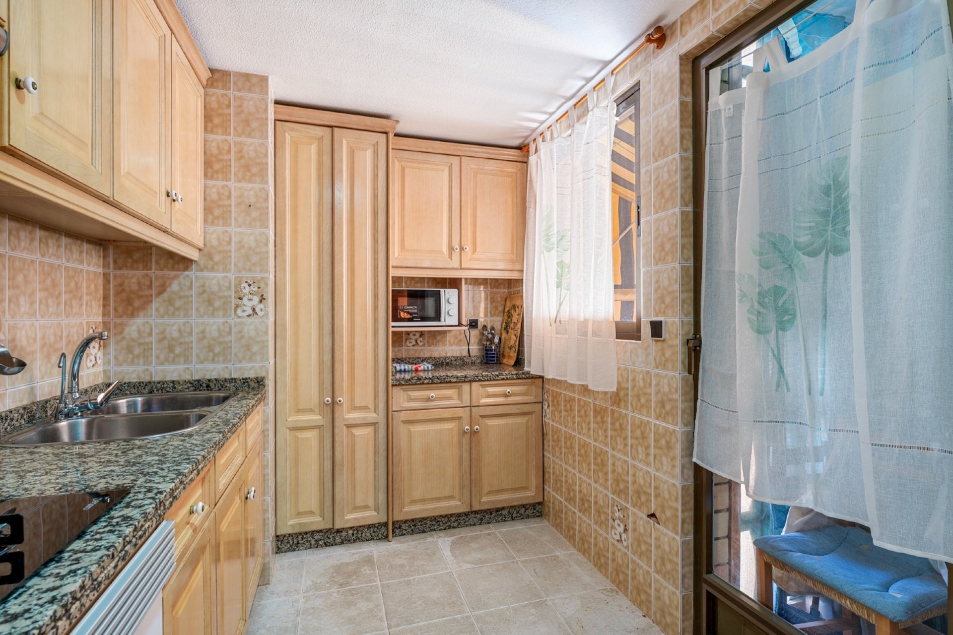 Resale - Apartment / flat - Elche - Segunda linea playa