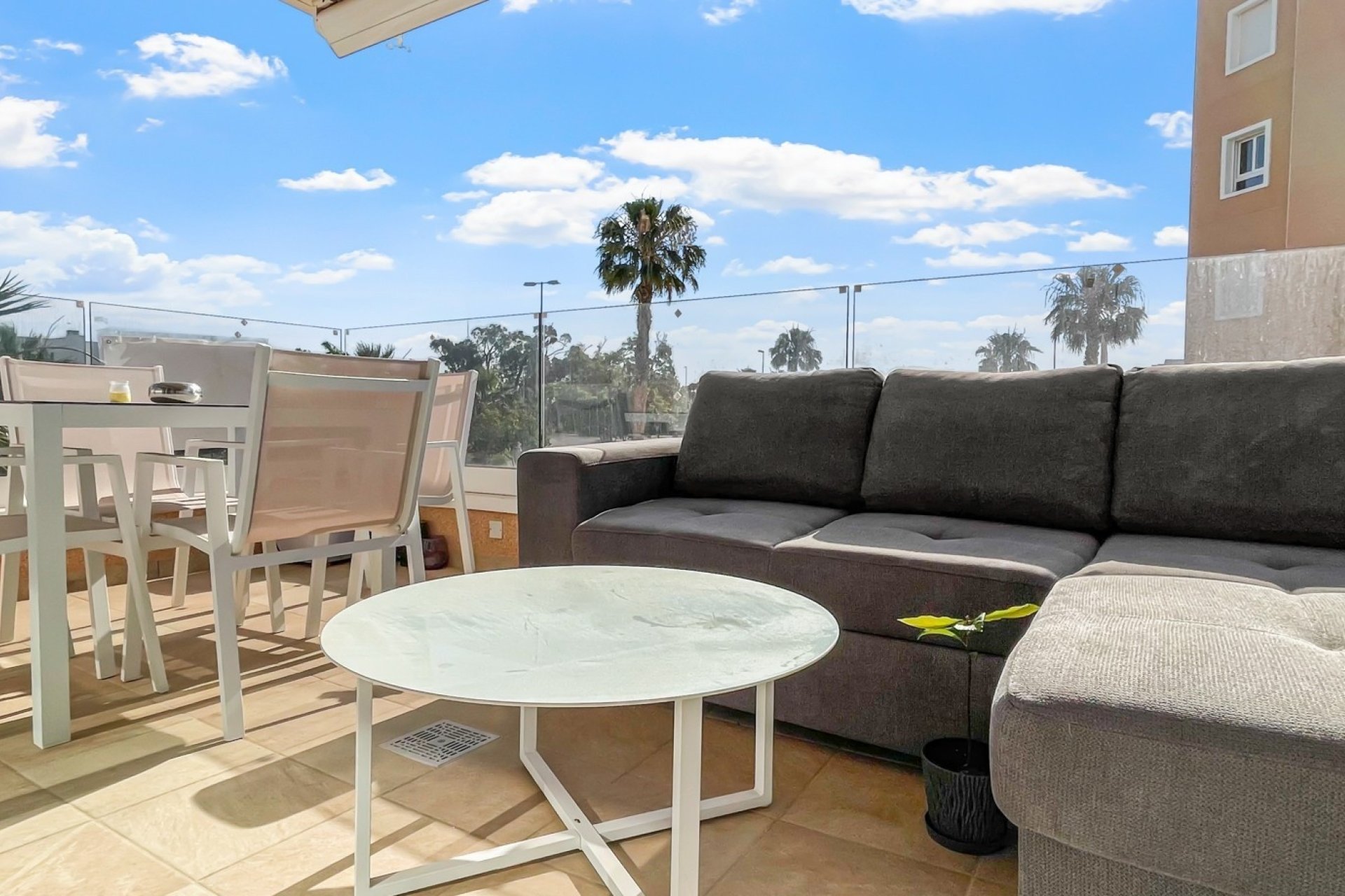 Resale - Apartment / flat - Guardamar del Segura - El Raso