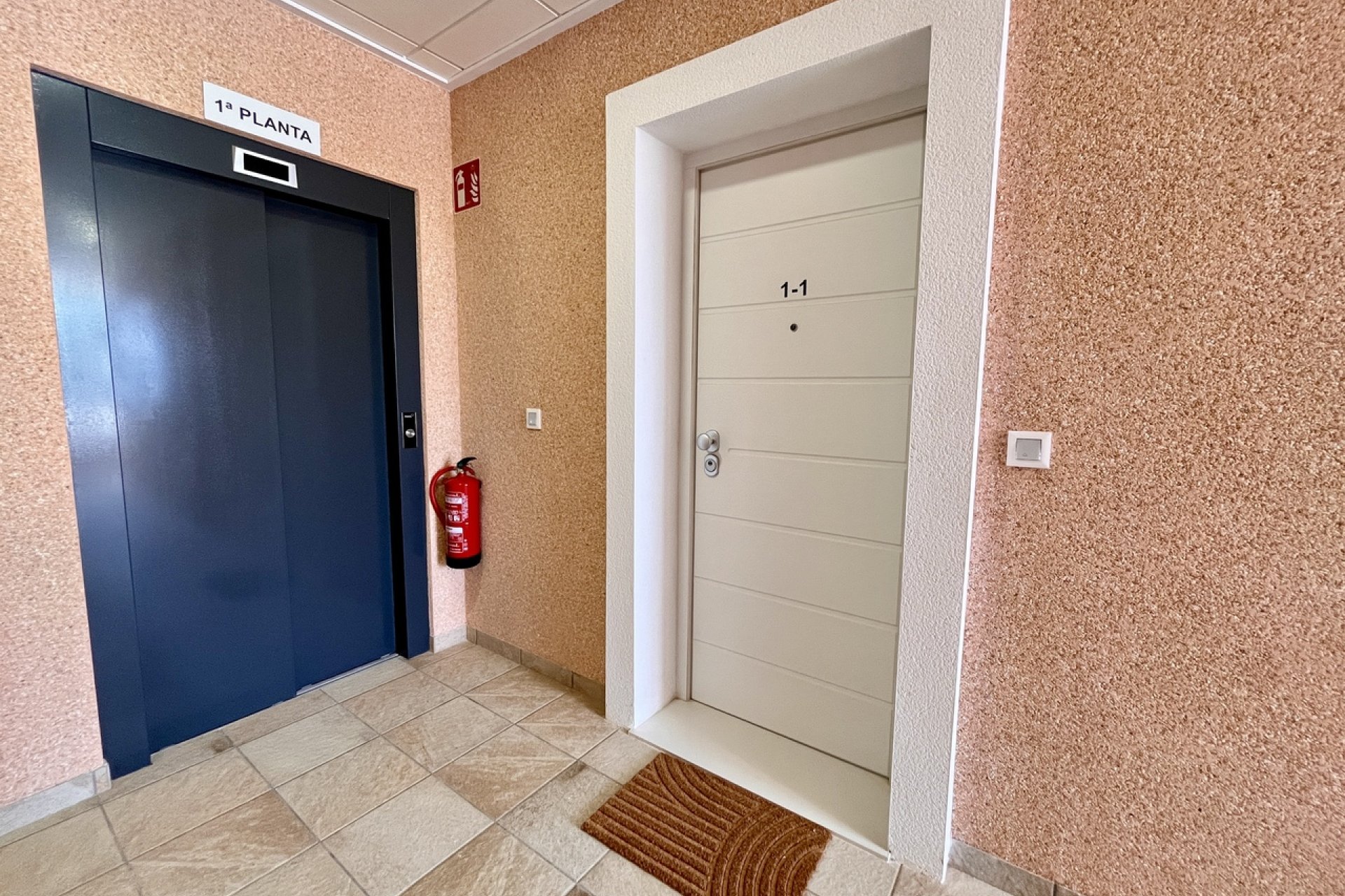 Resale - Apartment / flat - Guardamar del Segura - El Raso