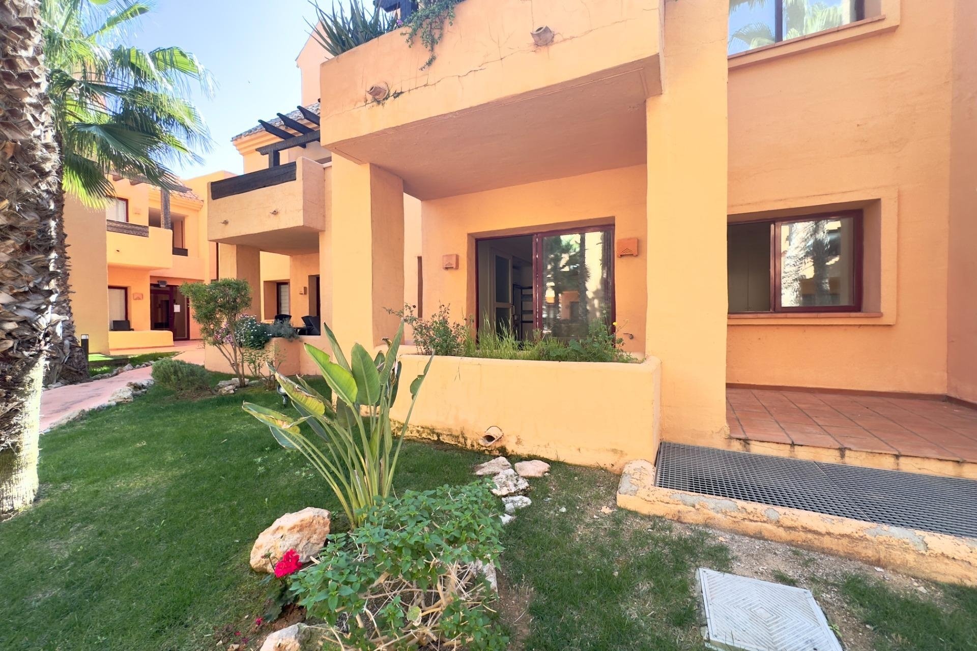Resale - Apartment / flat - Los Alcázares - Punta Calera