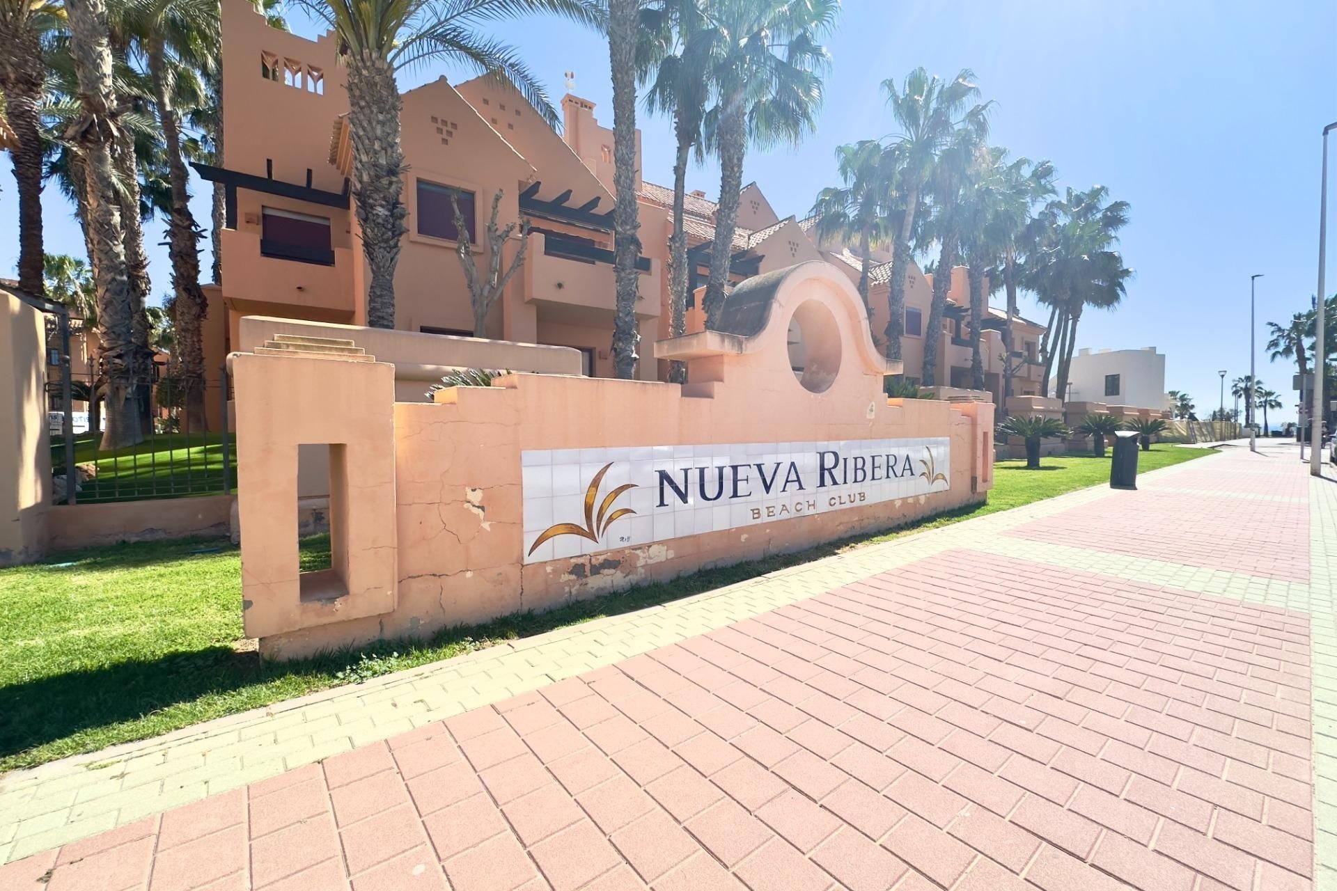 Resale - Apartment / flat - Los Alcázares - Punta Calera