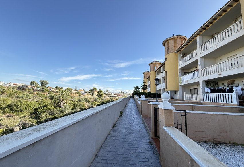 Resale - Apartment / flat - Orihuela Costa - Cabo Roig