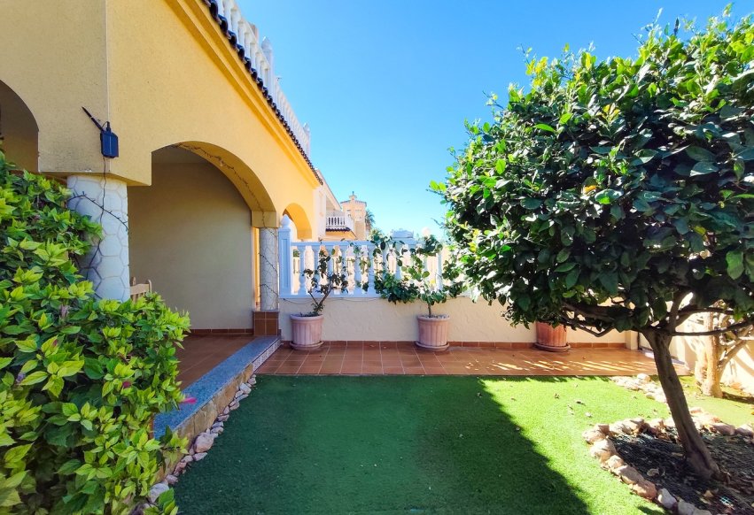 Resale - Apartment / flat - Orihuela Costa - Cabo Roig