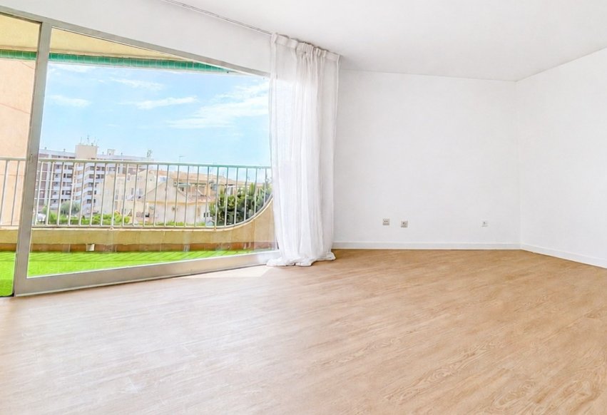 Resale - Apartment / flat - Orihuela Costa - Cabo Roig