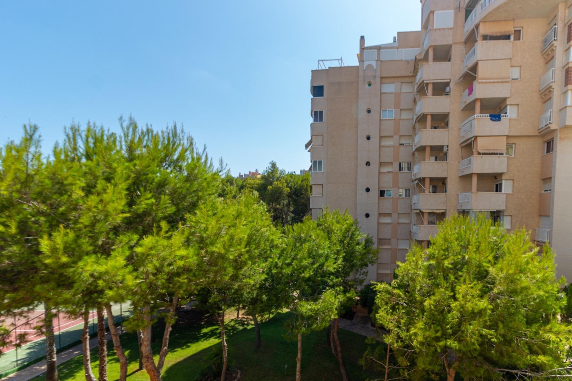 Resale - Apartment / flat - Orihuela Costa - Campoamor