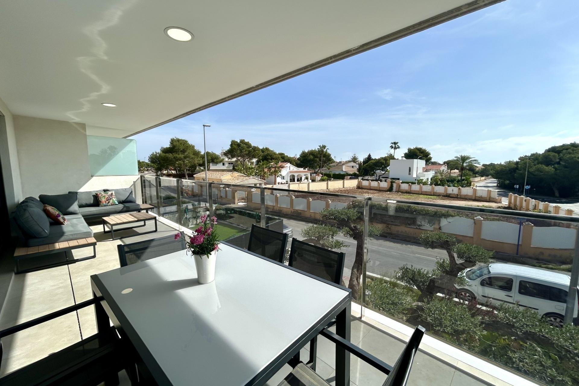 Resale - Apartment / flat - Orihuela Costa - Campoamor