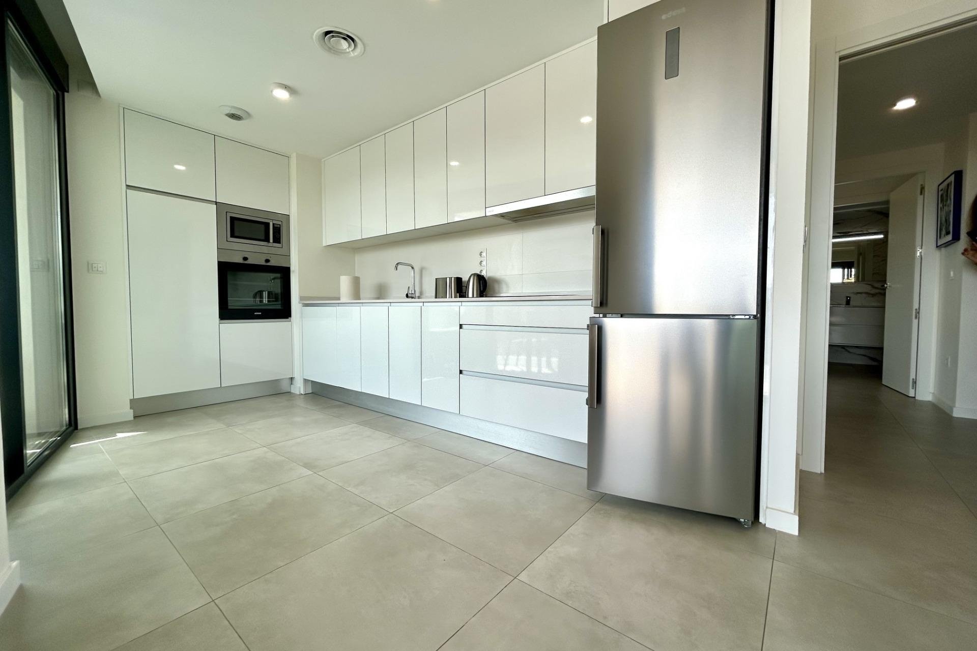 Resale - Apartment / flat - Orihuela Costa - Campoamor