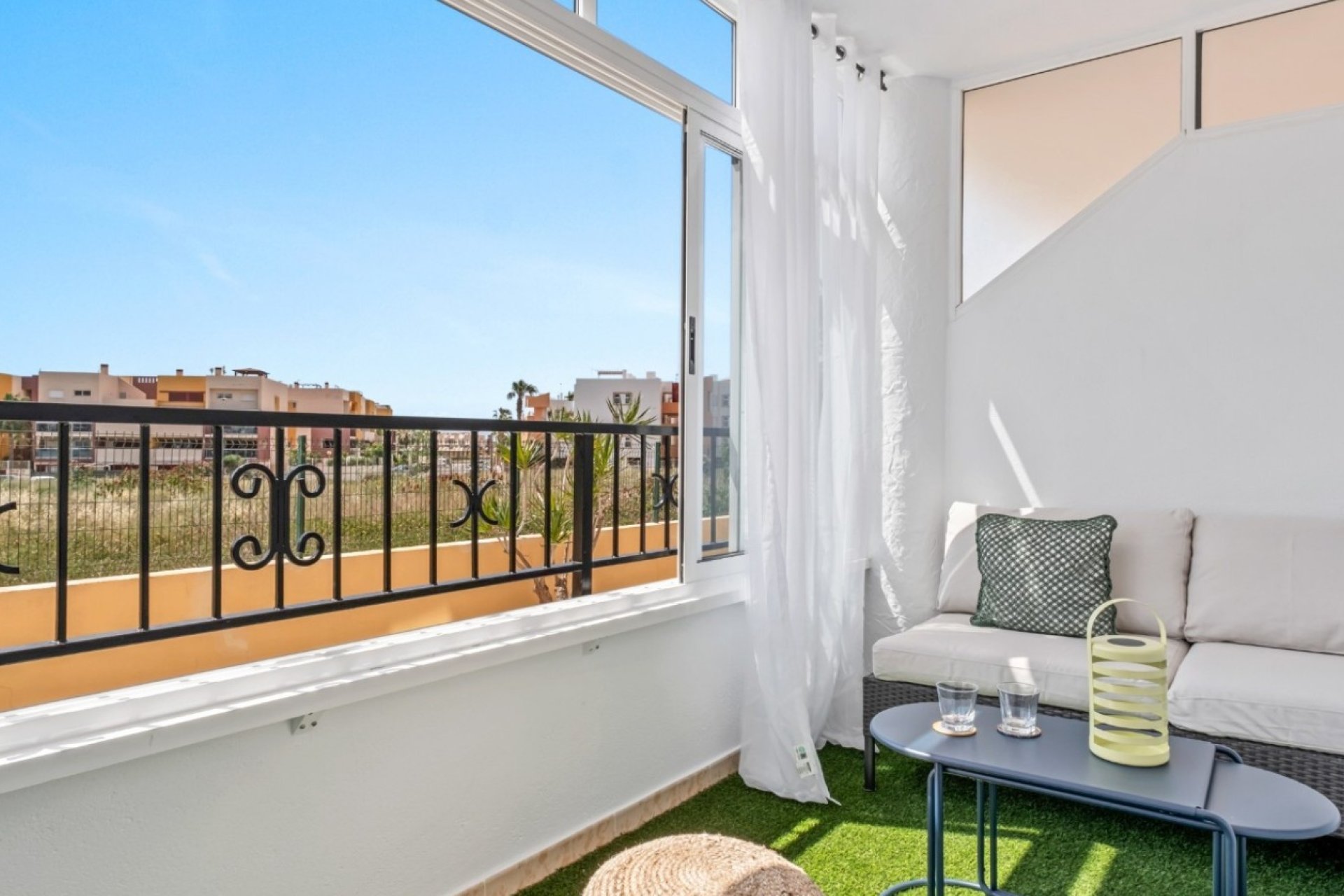 Resale - Apartment / flat - Orihuela Costa - La Florida