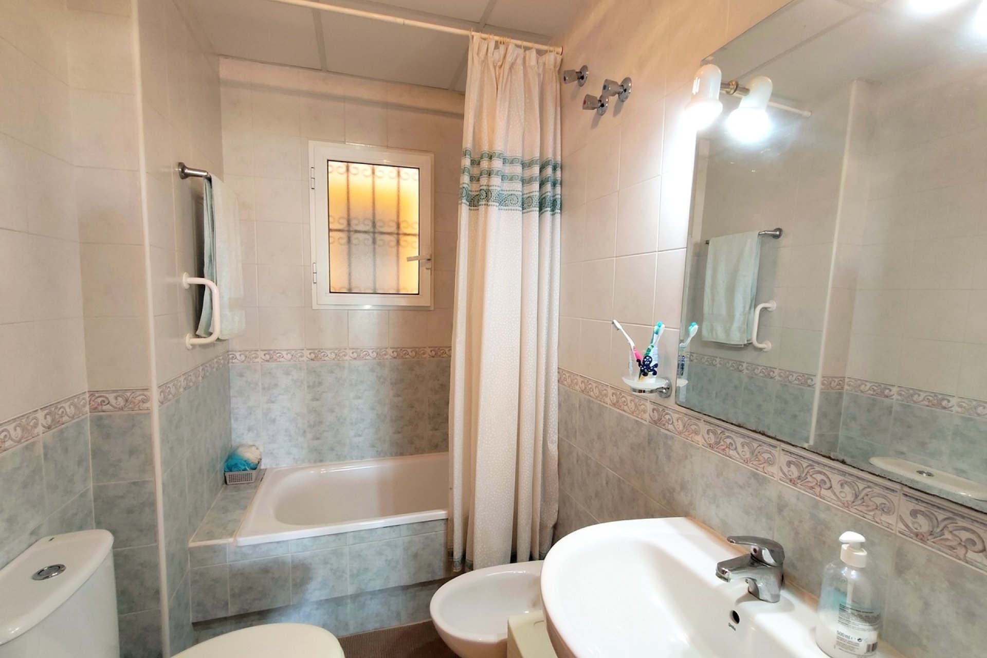 Resale - Apartment / flat - Orihuela Costa - La Zenia