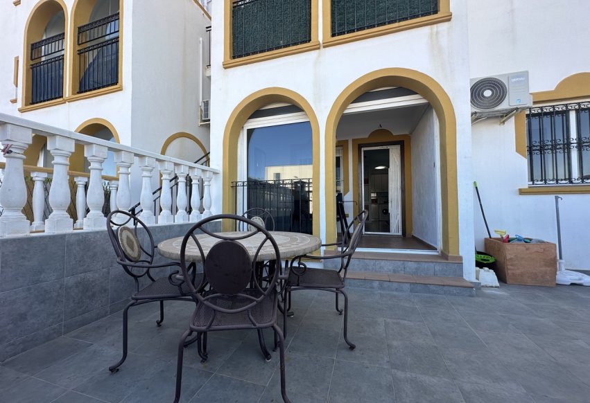 Resale - Apartment / flat - Orihuela Costa - La Zenia