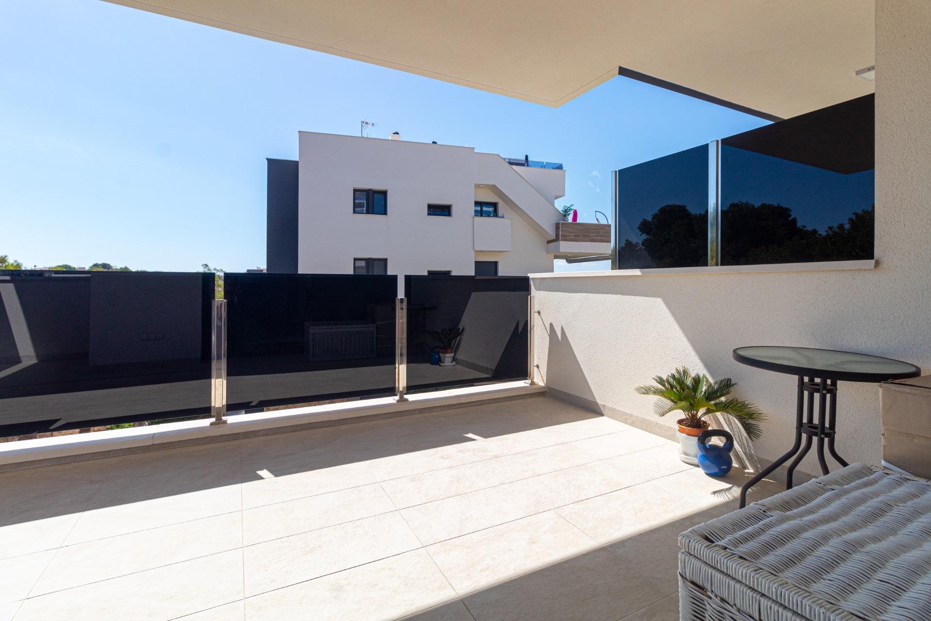Resale - Apartment / flat - Orihuela Costa - Los Almendros-La Florida