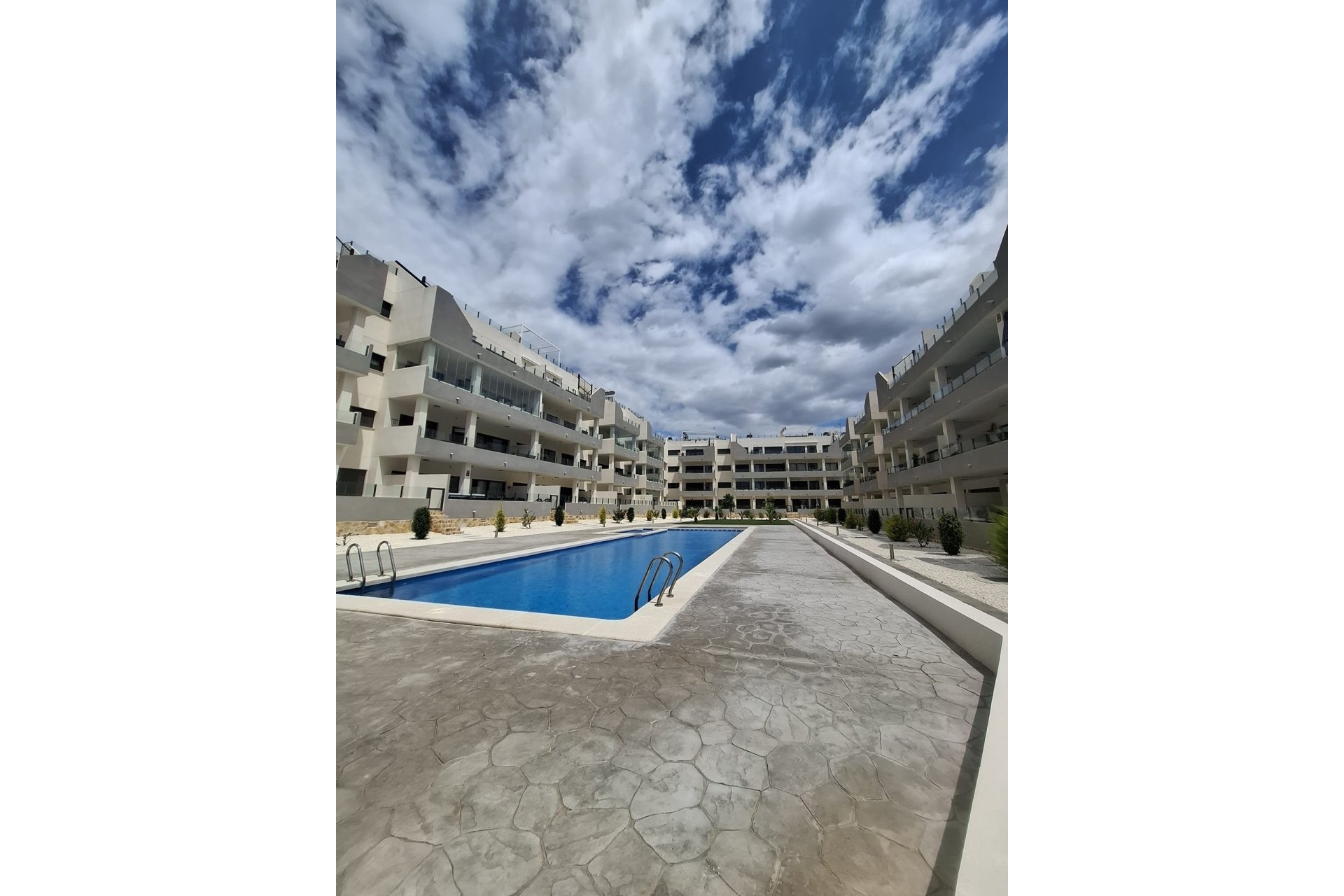 Resale - Apartment / flat - Orihuela Costa - Los Dolses