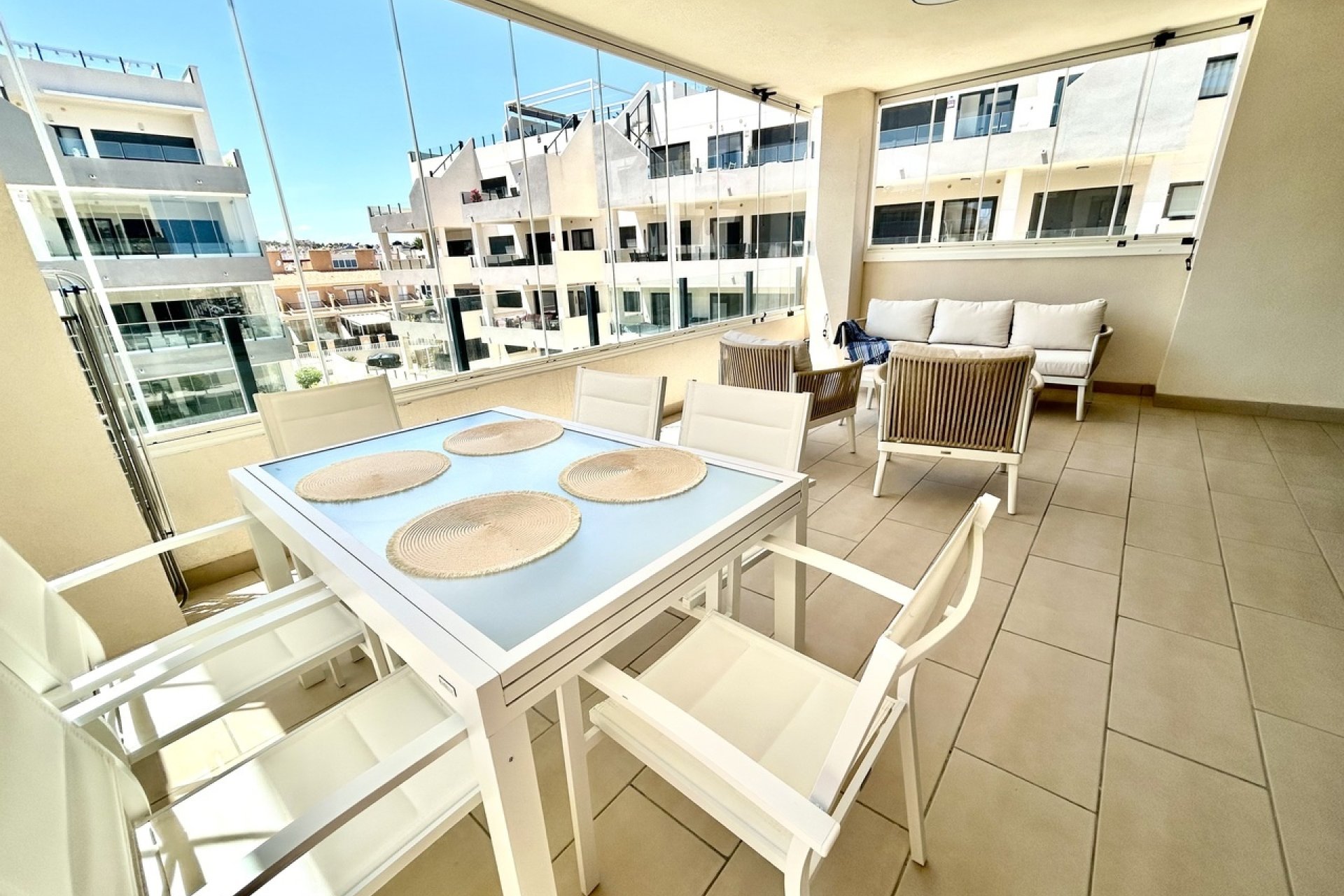 Resale - Apartment / flat - Orihuela Costa - Los Dolses