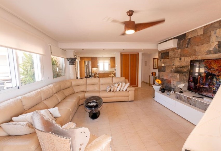 Resale - Apartment / flat - Orihuela Costa - Los Dolses