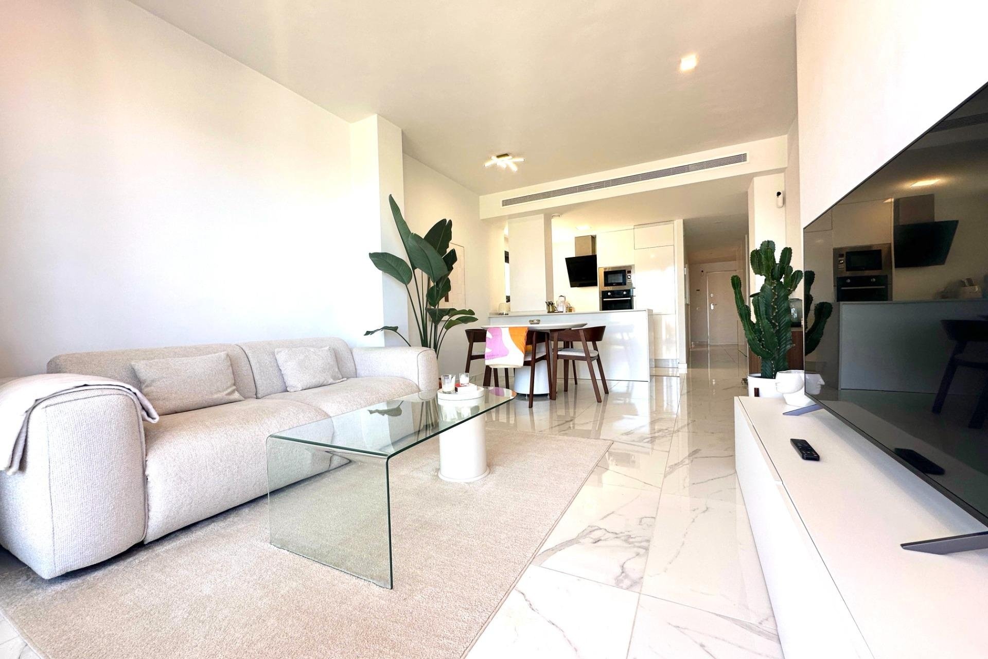 Resale - Apartment / flat - Orihuela Costa - PAU 8
