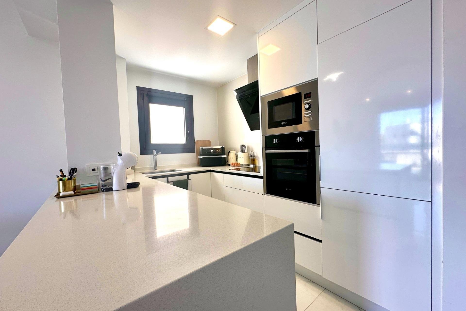 Resale - Apartment / flat - Orihuela Costa - PAU 8