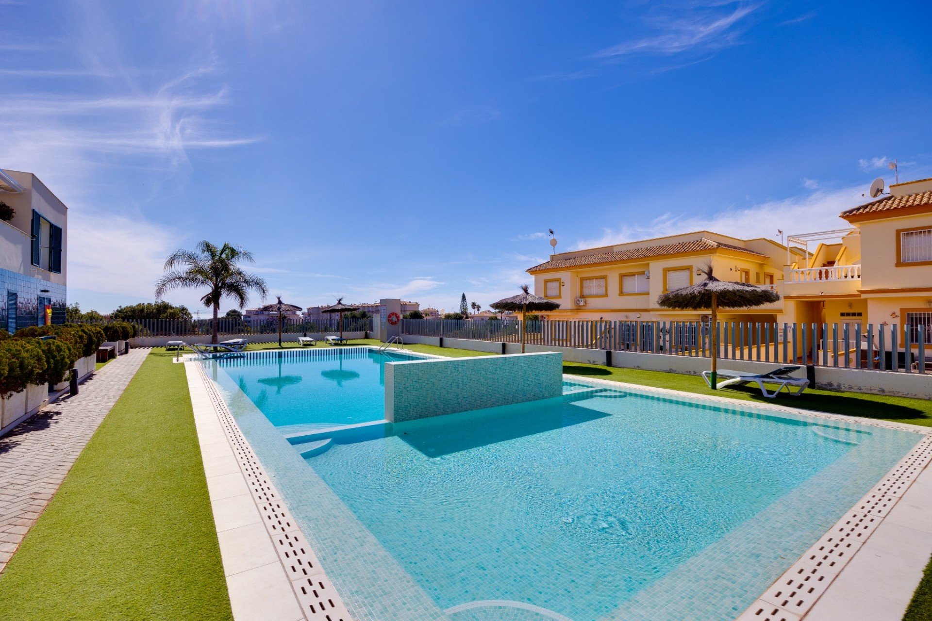 Resale - Apartment / flat - Orihuela Costa - Playa Flamenca