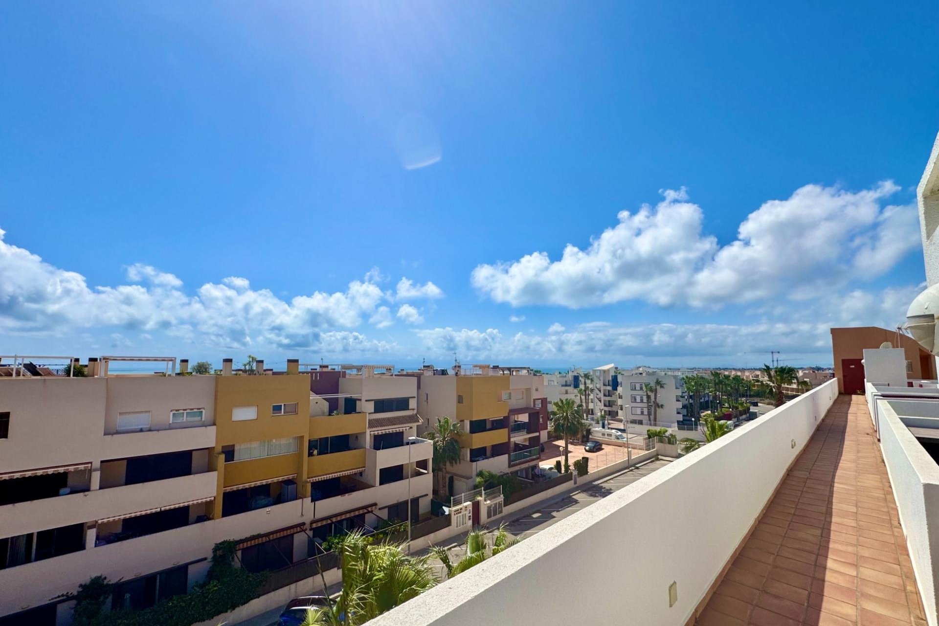 Resale - Apartment / flat - Orihuela Costa - Punta Prima