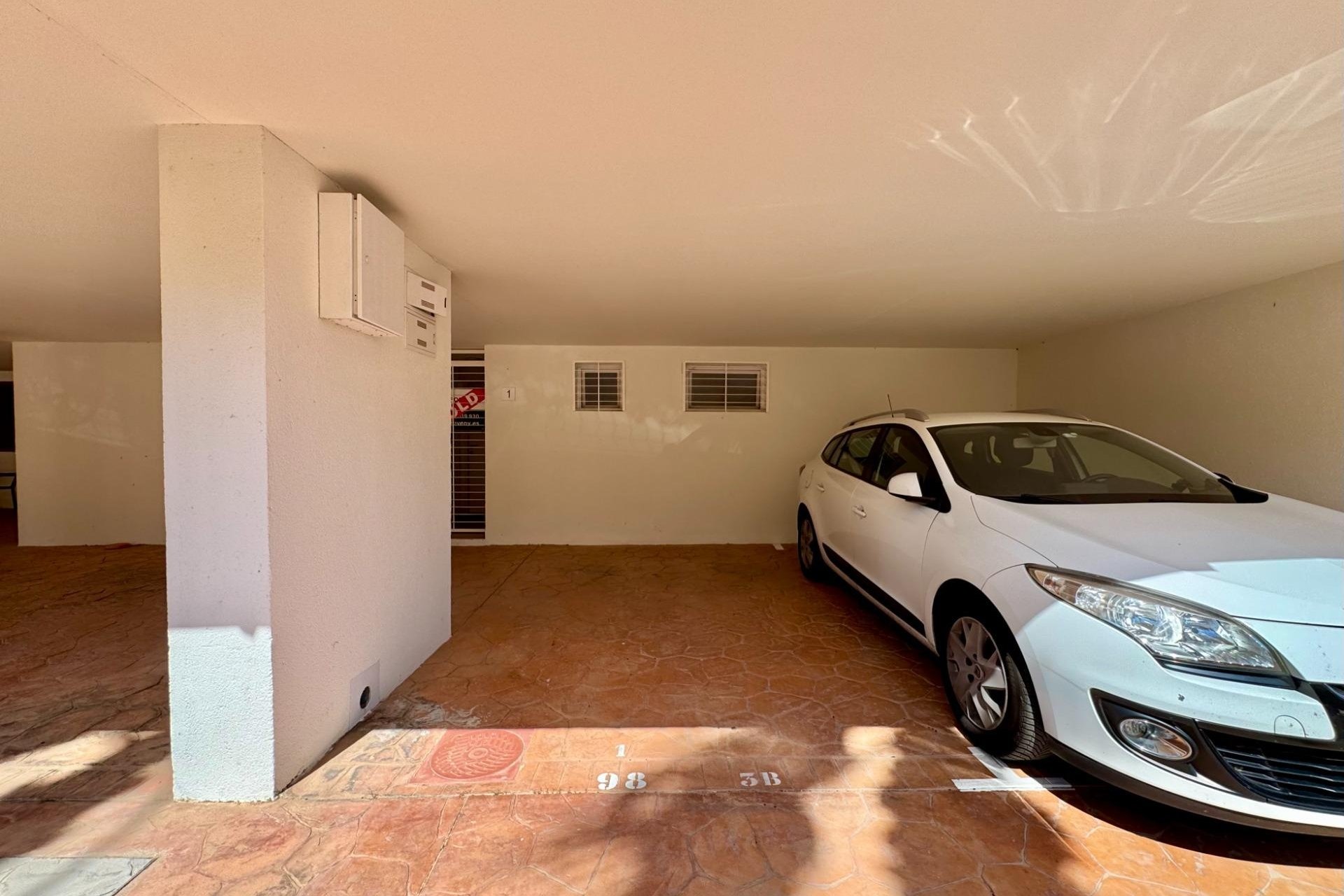 Resale - Apartment / flat - Orihuela Costa - Punta Prima