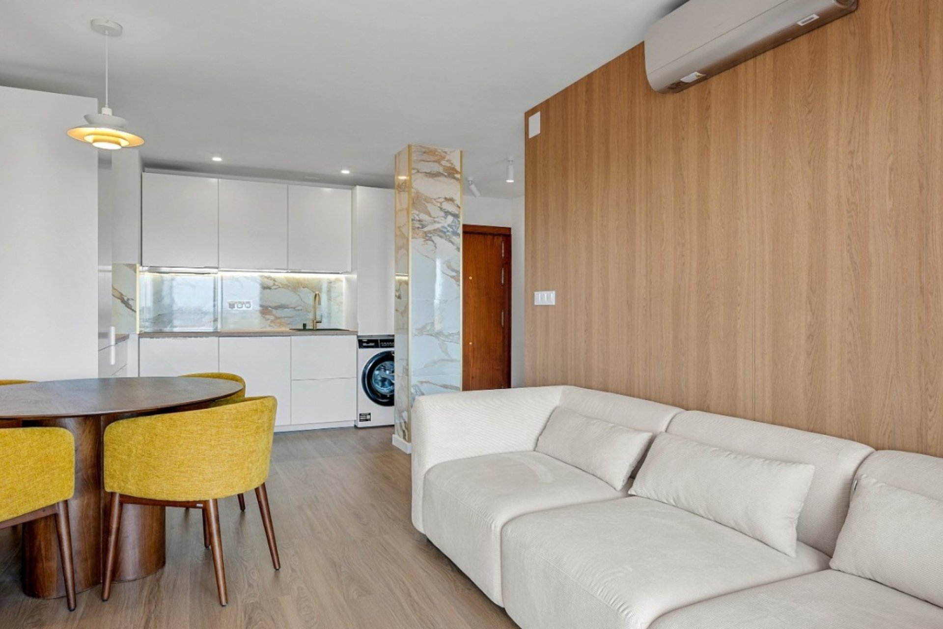 Resale - Apartment / flat - Orihuela Costa - Punta Prima