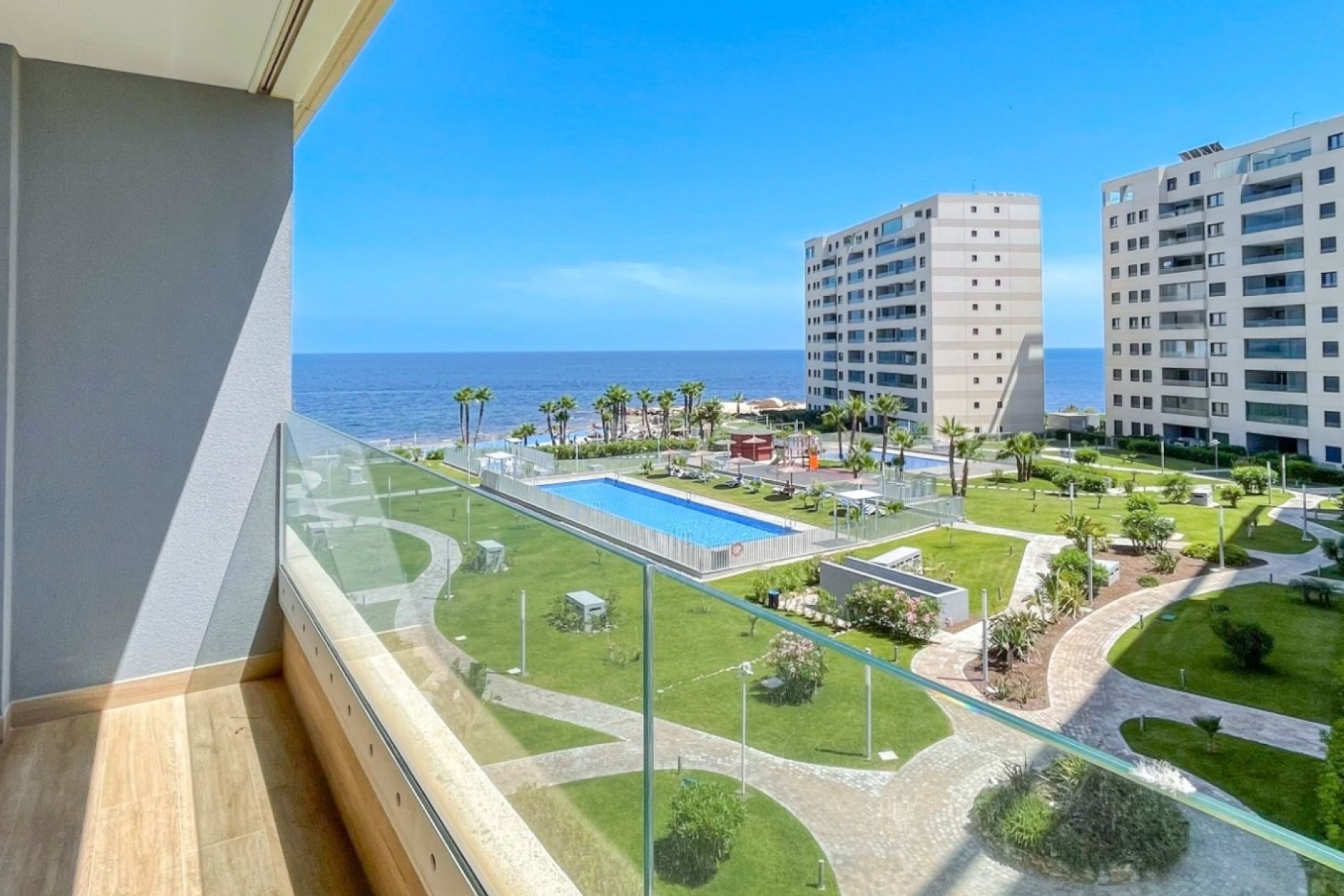 Resale - Apartment / flat - Orihuela Costa - Punta Prima