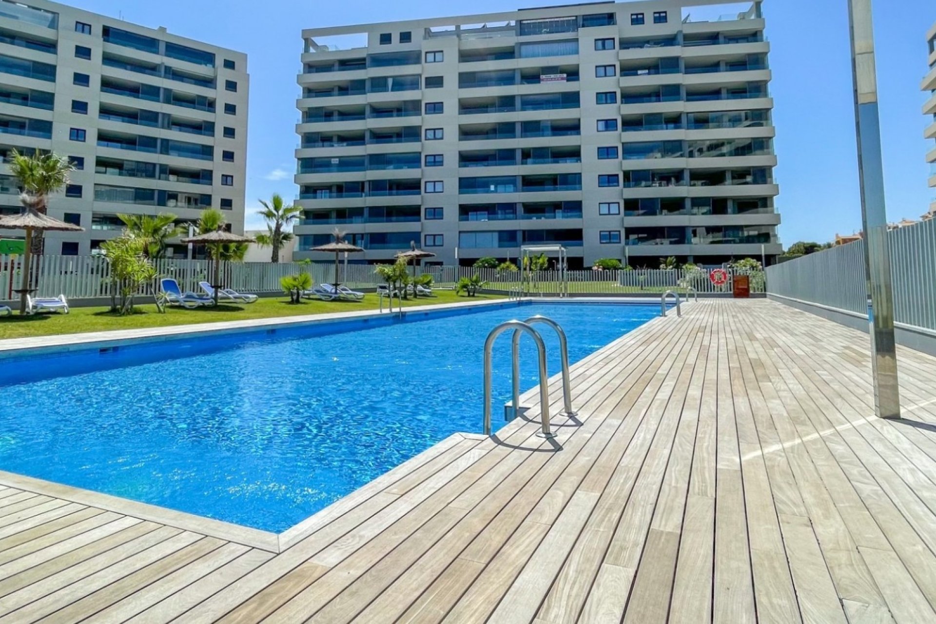 Resale - Apartment / flat - Orihuela Costa - Punta Prima