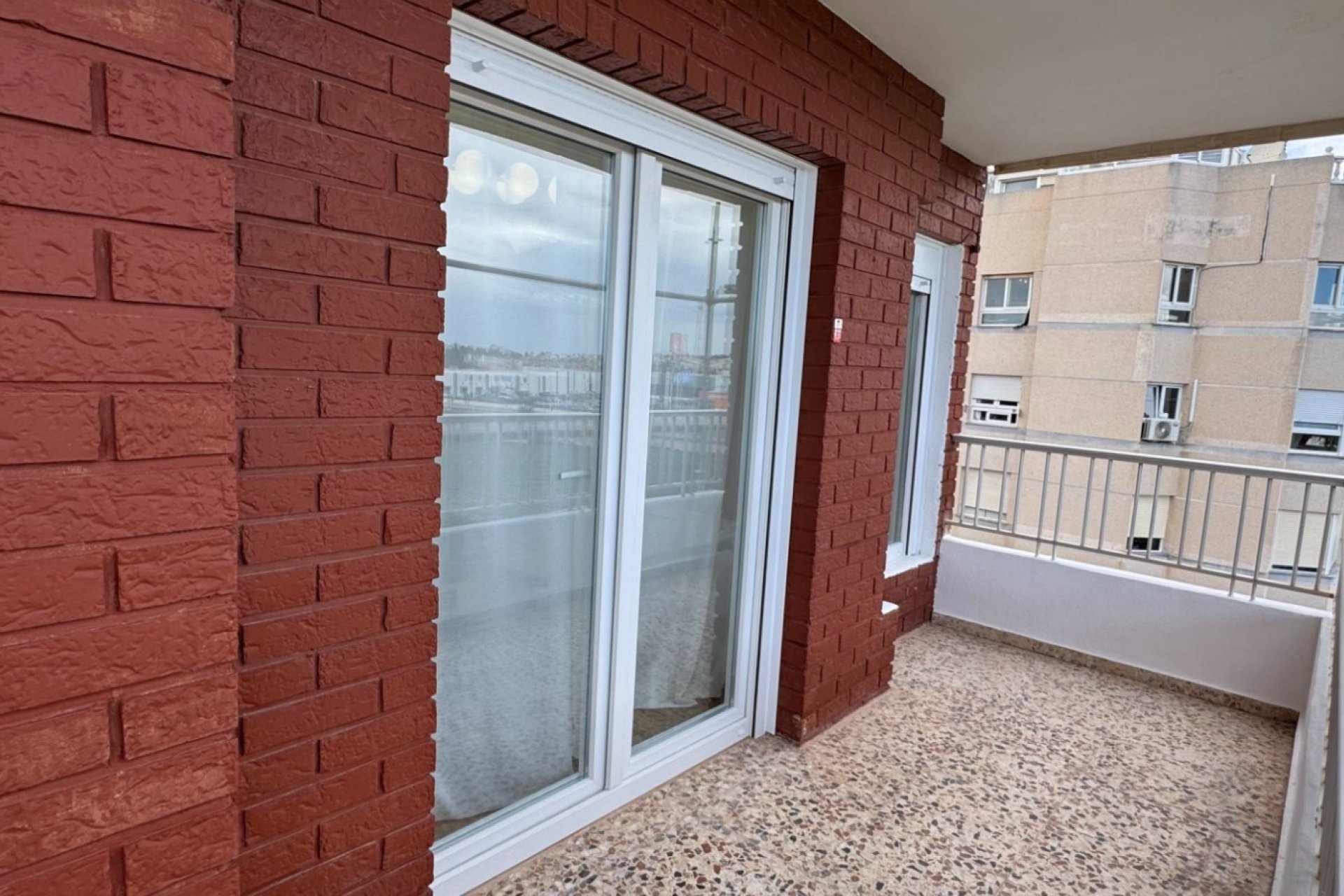 Resale - Apartment / flat - Orihuela Costa - Punta Prima