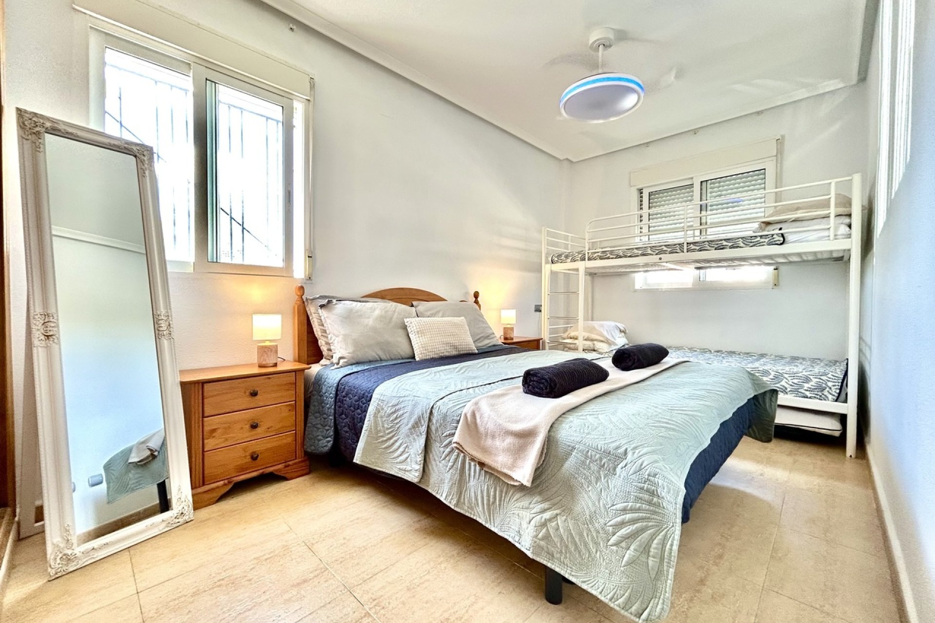 Resale - Apartment / flat - Orihuela Costa - Villamartín