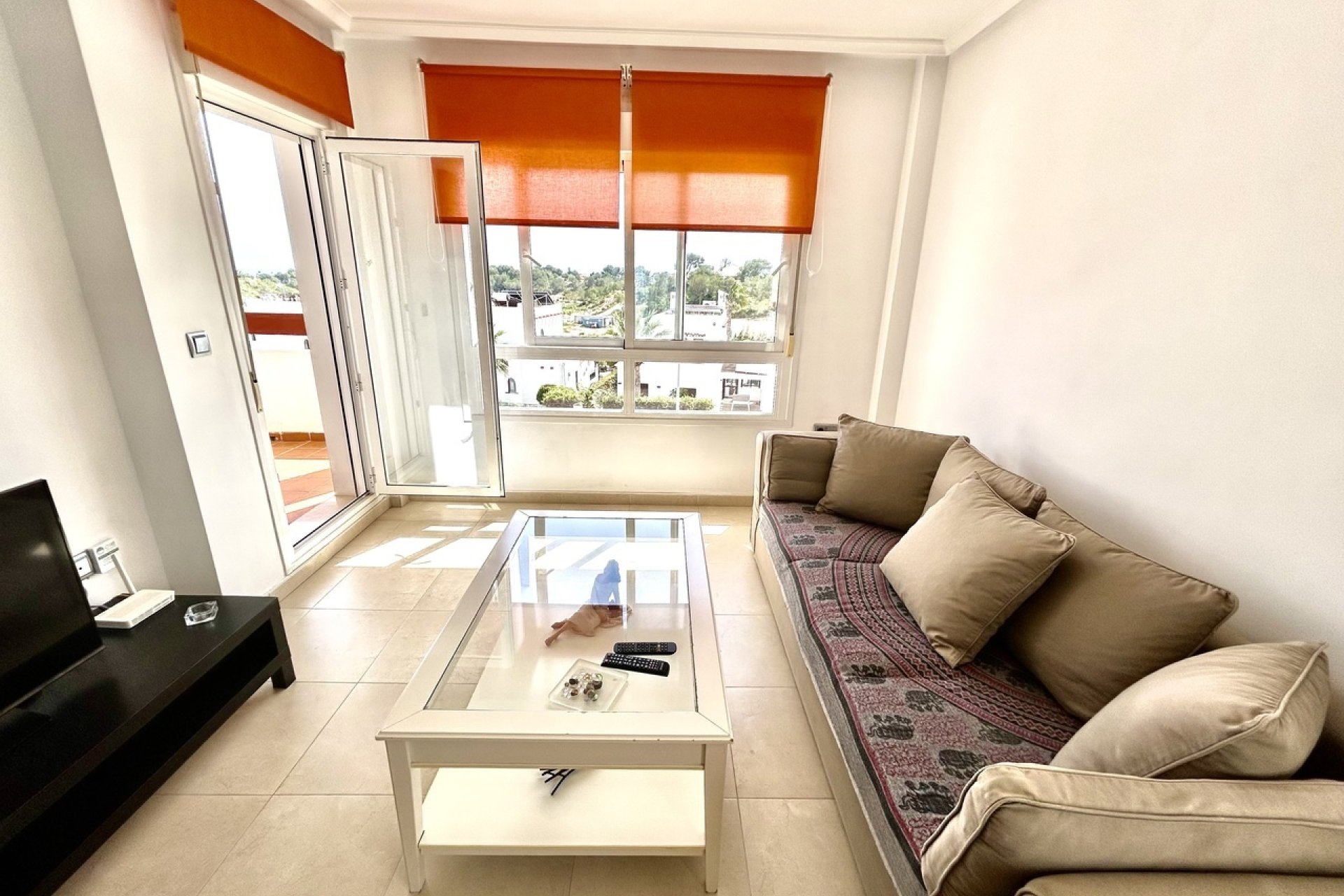 Resale - Apartment / flat - Orihuela Costa - Villamartín