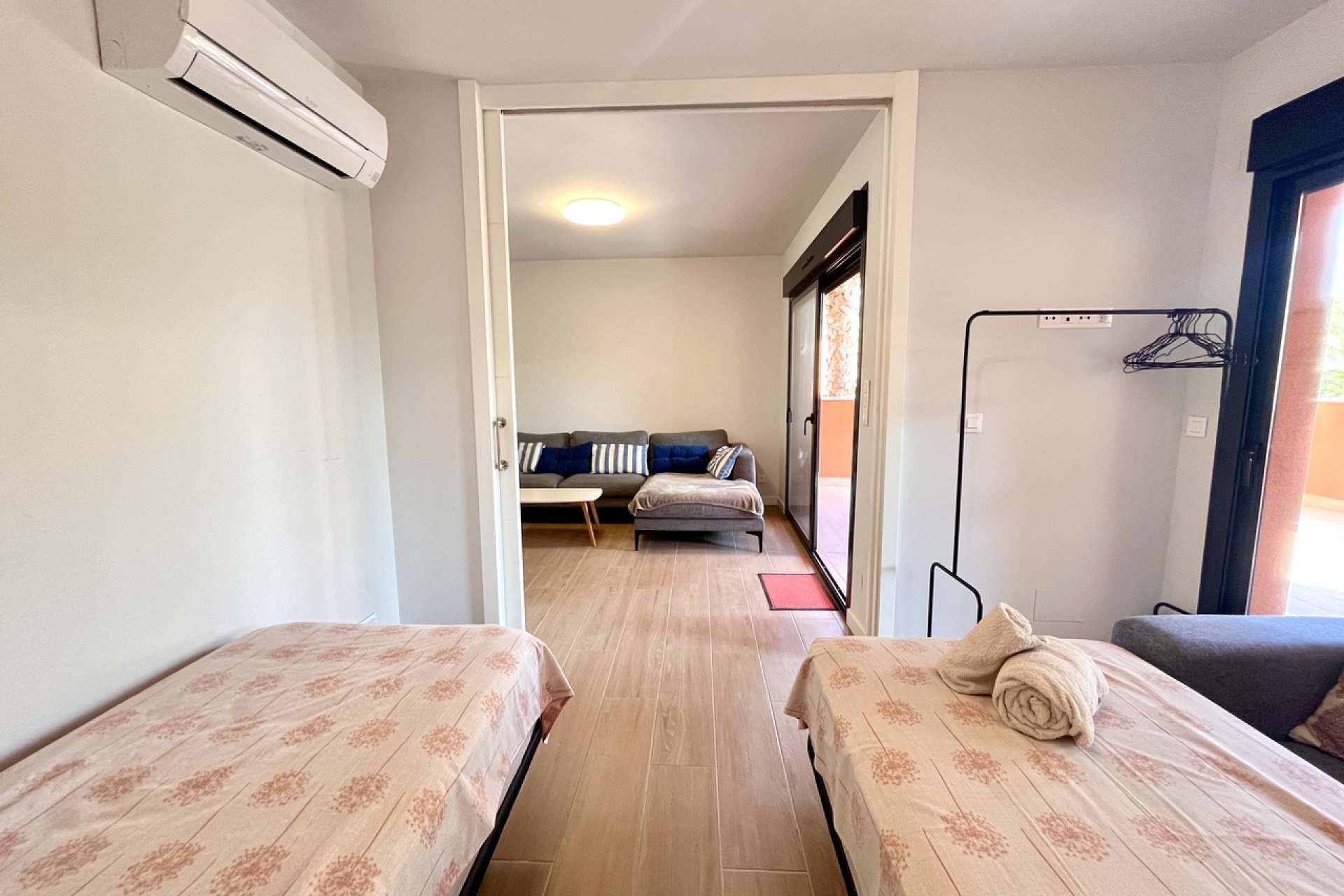 Resale - Apartment / flat - Orihuela Costa - Villamartín