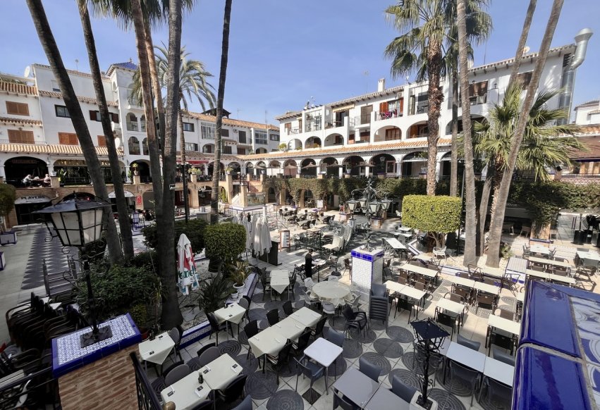 Resale - Apartment / flat - Orihuela Costa - Villamartín