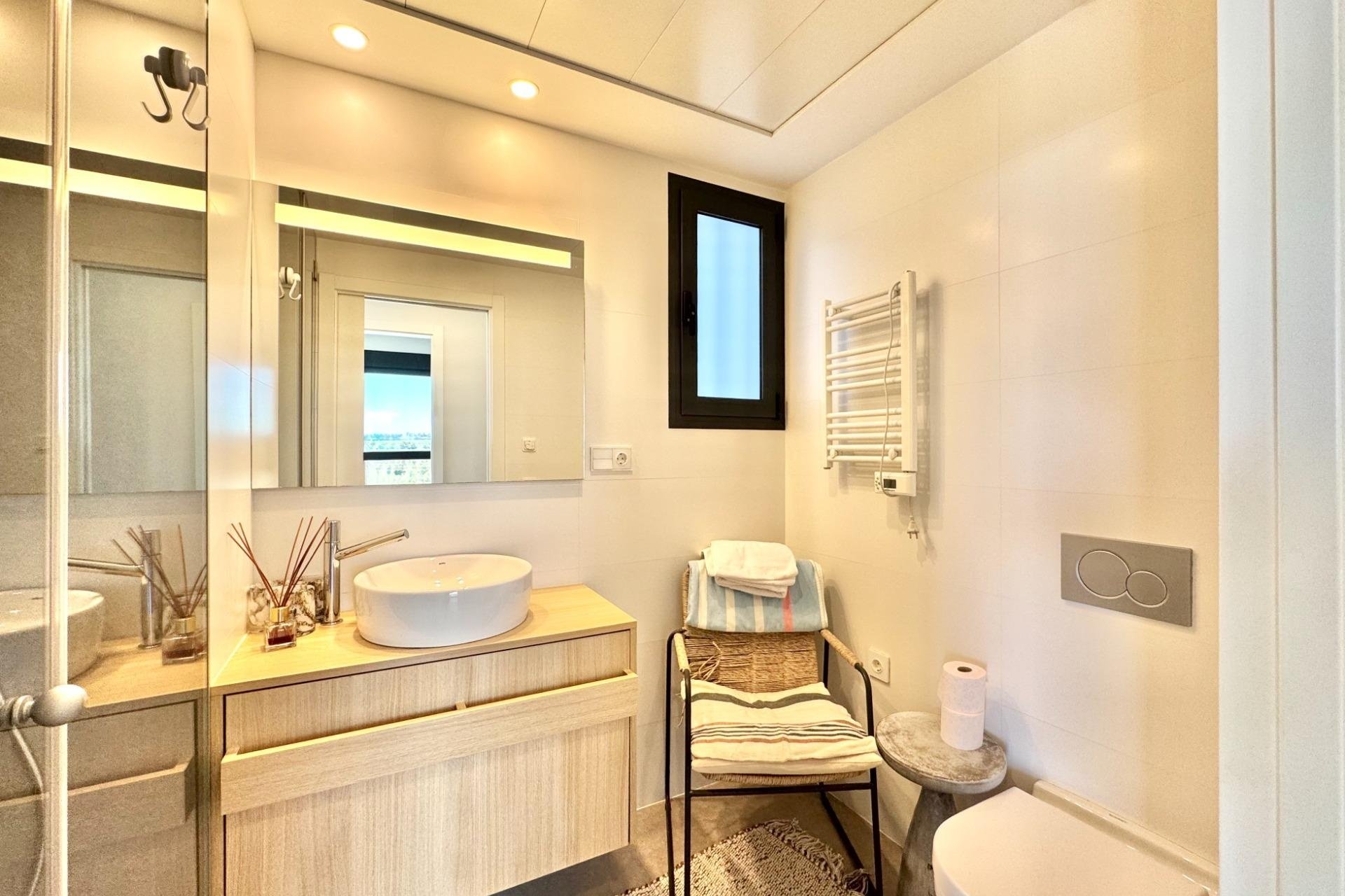 Resale - Apartment / flat - Orihuela - Las Colinas Golf - Country Club