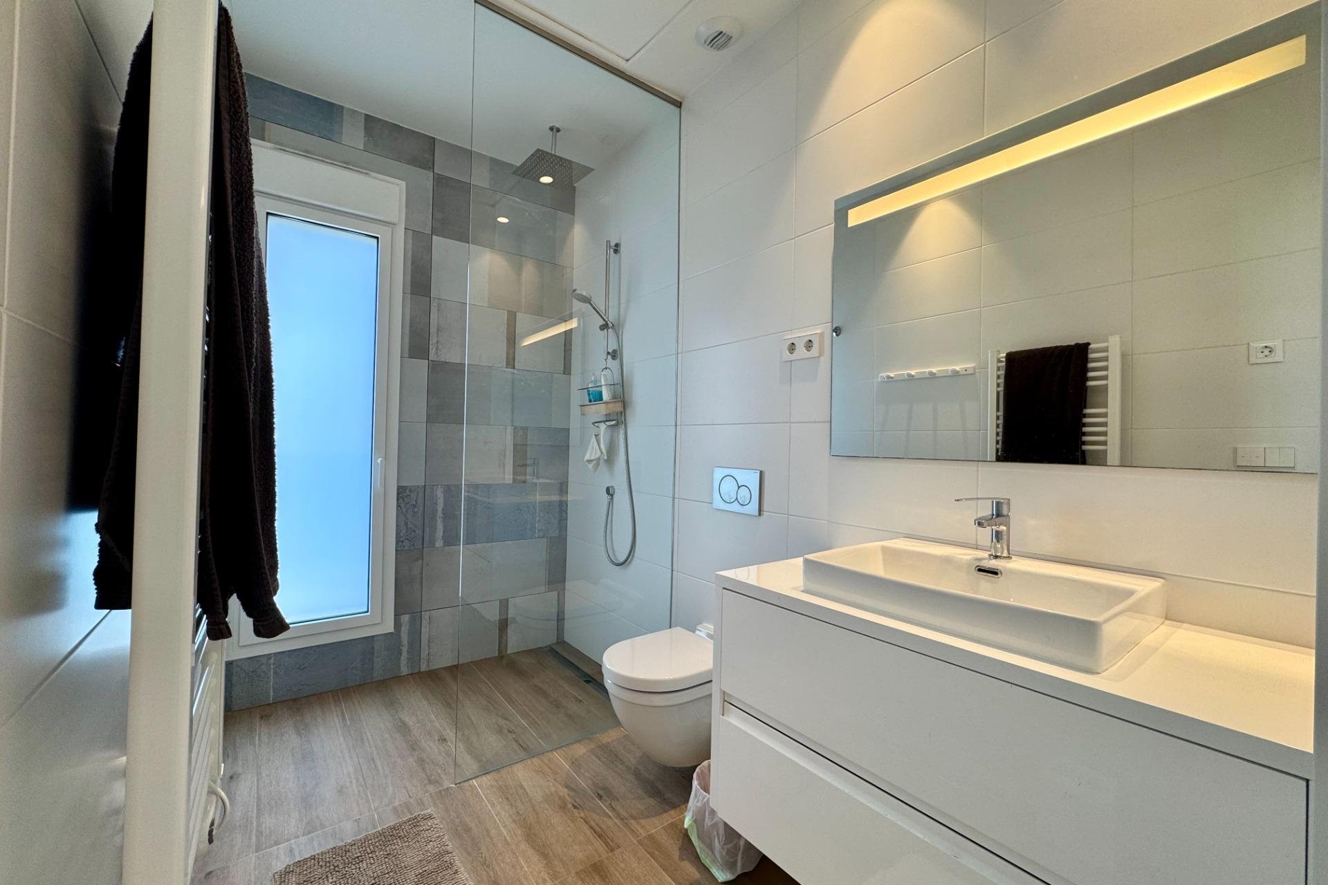 Resale - Apartment / flat - Orihuela - Las Colinas Golf - Country Club