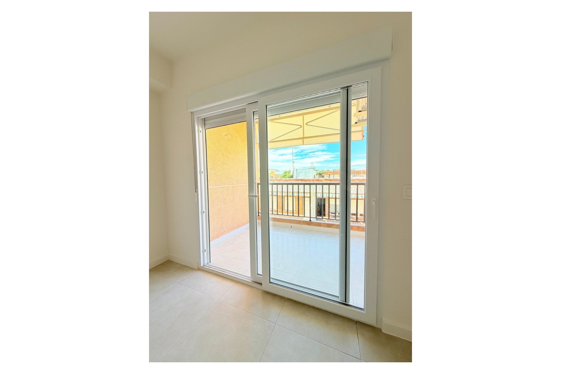 Resale - Apartment / flat - Pilar de la Horadada - La Torre de la Horadada