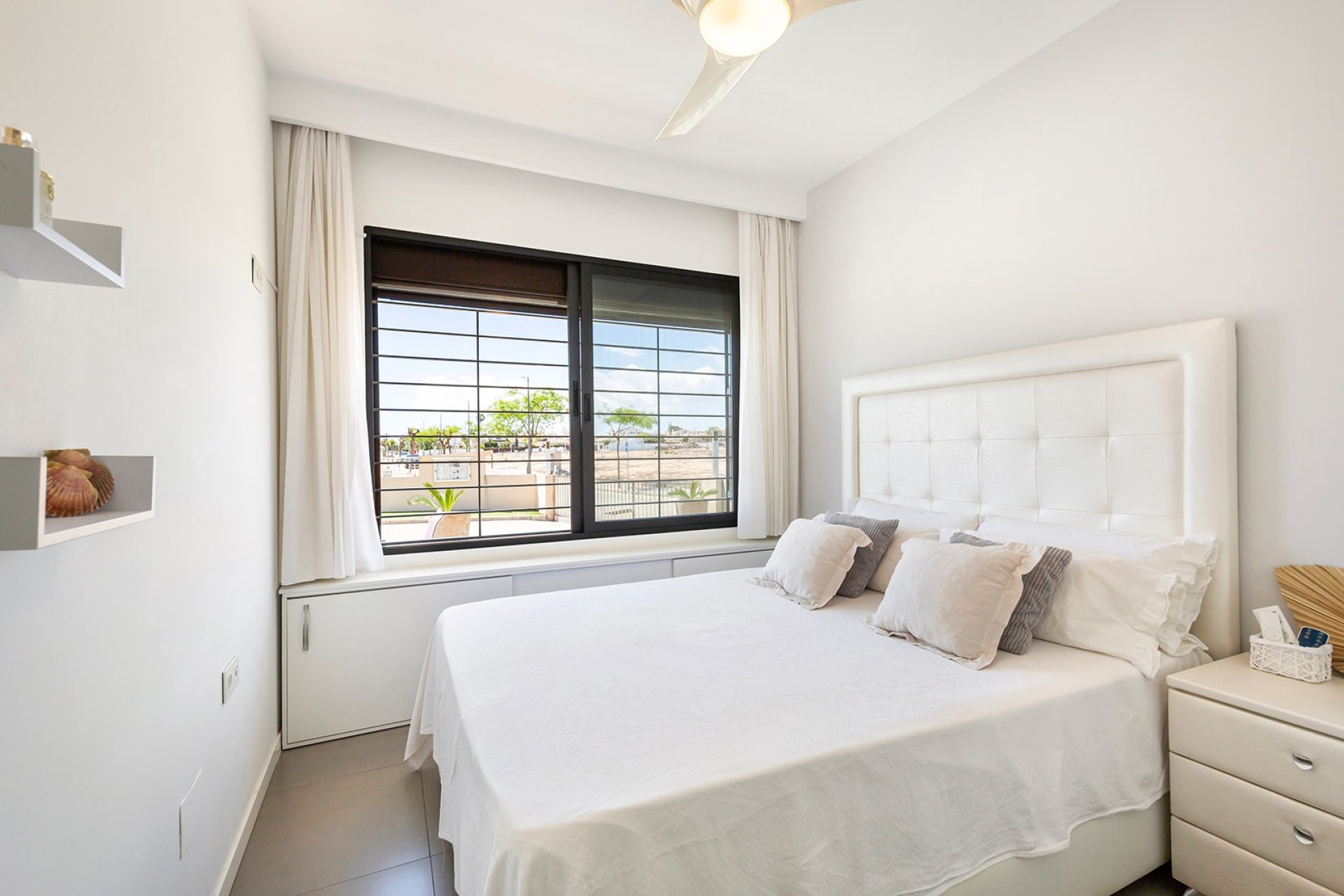 Resale - Apartment / flat - Pilar de la Horadada - Torre de la Horadada
