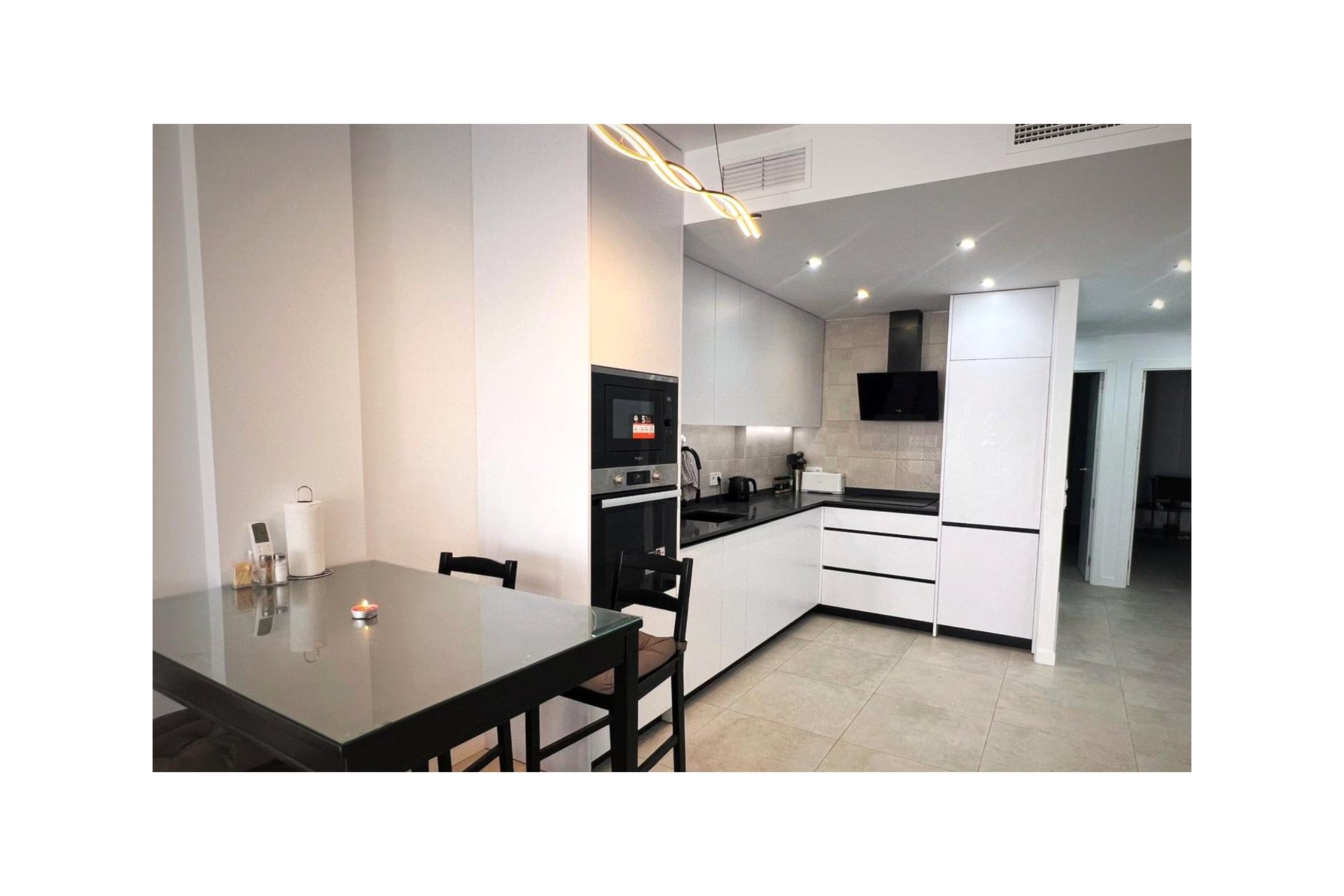 Resale - Apartment / flat - Pilar de la Horadada - Torre de la Horadada