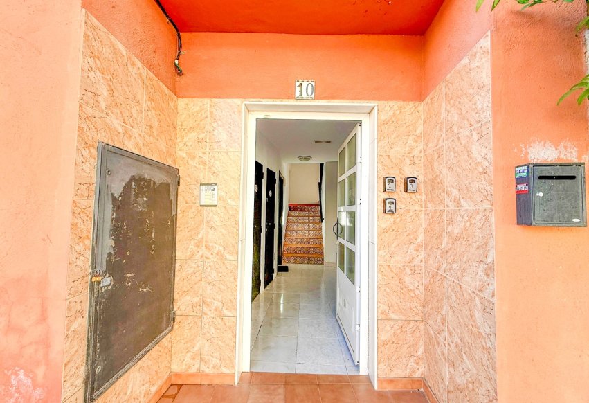 Resale - Apartment / flat - San Miguel de Salinas