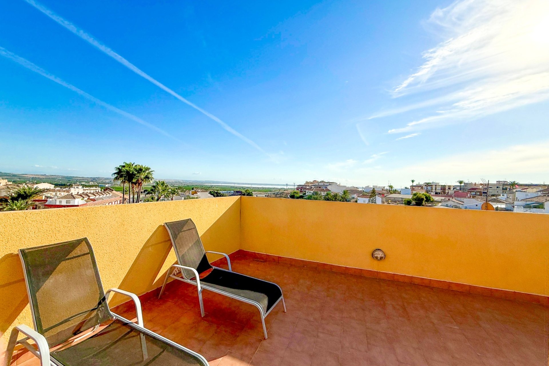 Resale - Apartment / flat - San Miguel de Salinas