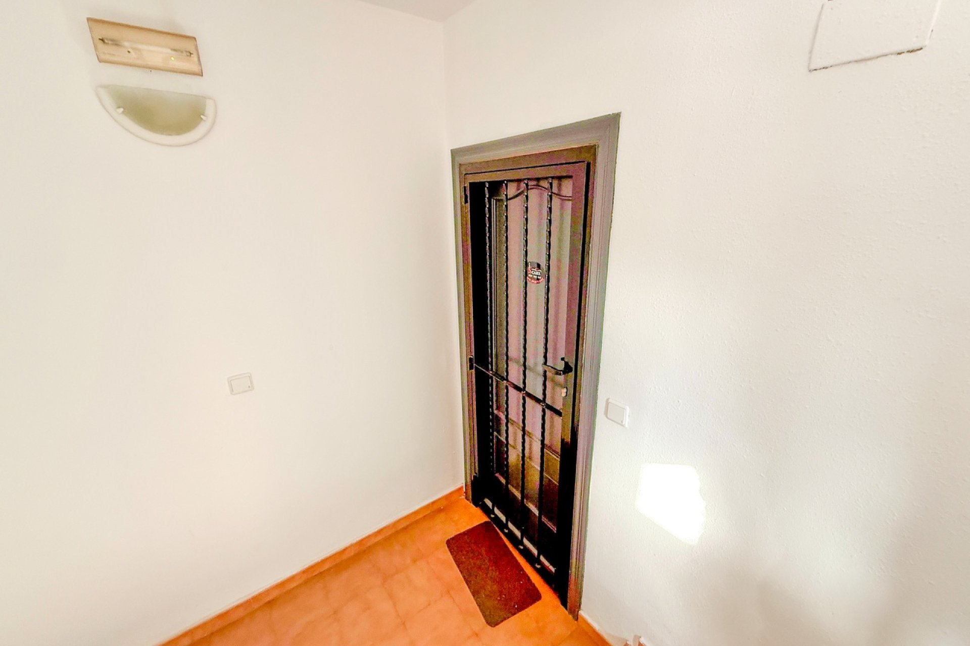 Resale - Apartment / flat - San Miguel de Salinas