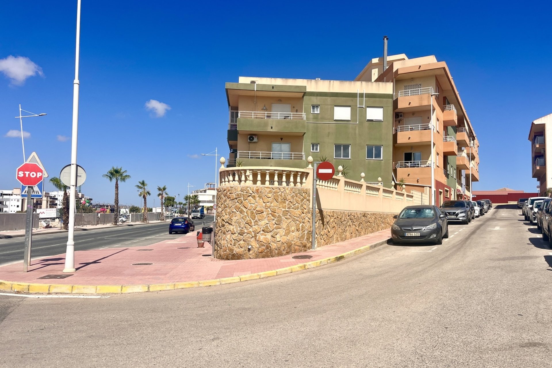 Resale - Apartment / flat - San Miguel de Salinas