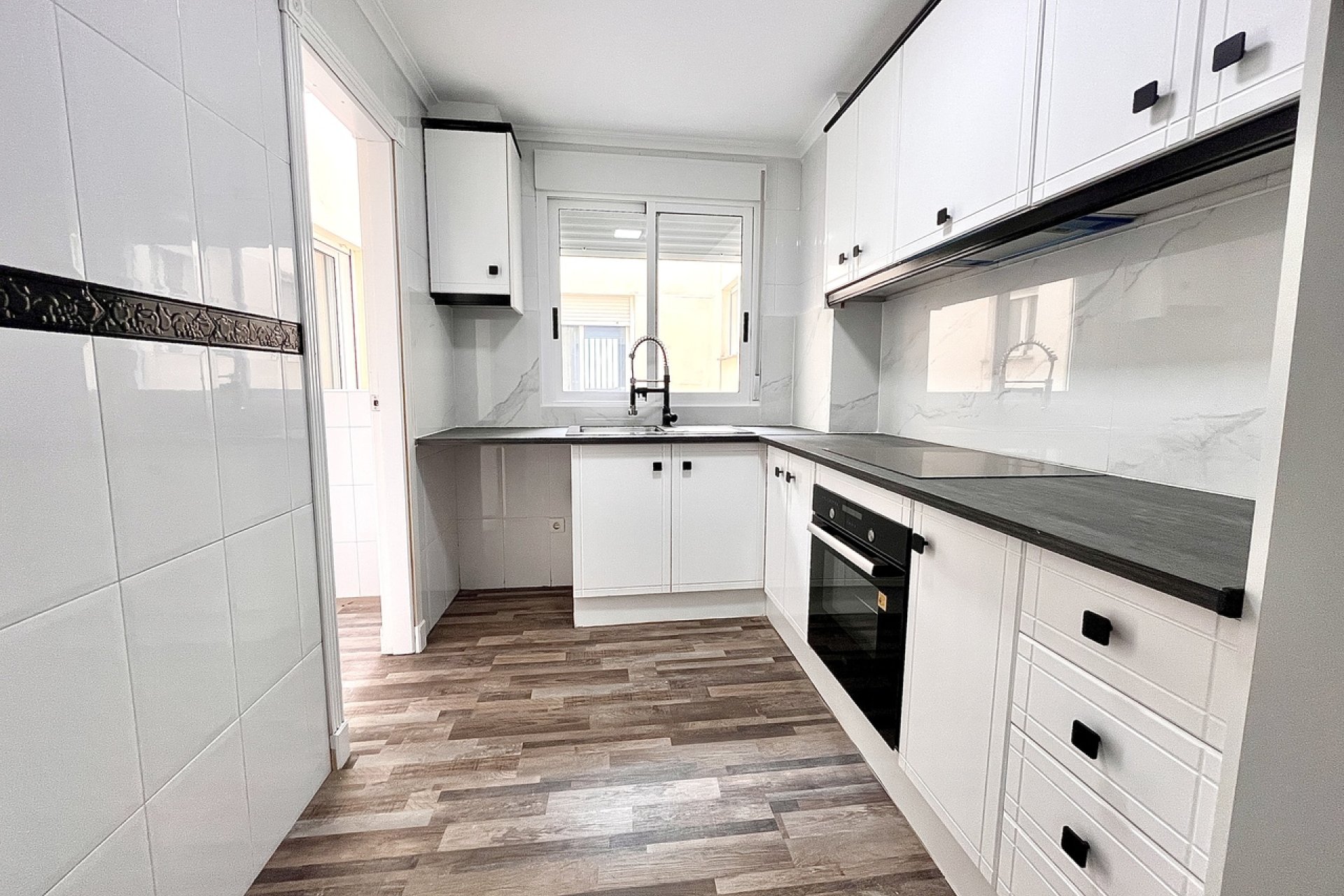 Resale - Apartment / flat - San Miguel de Salinas