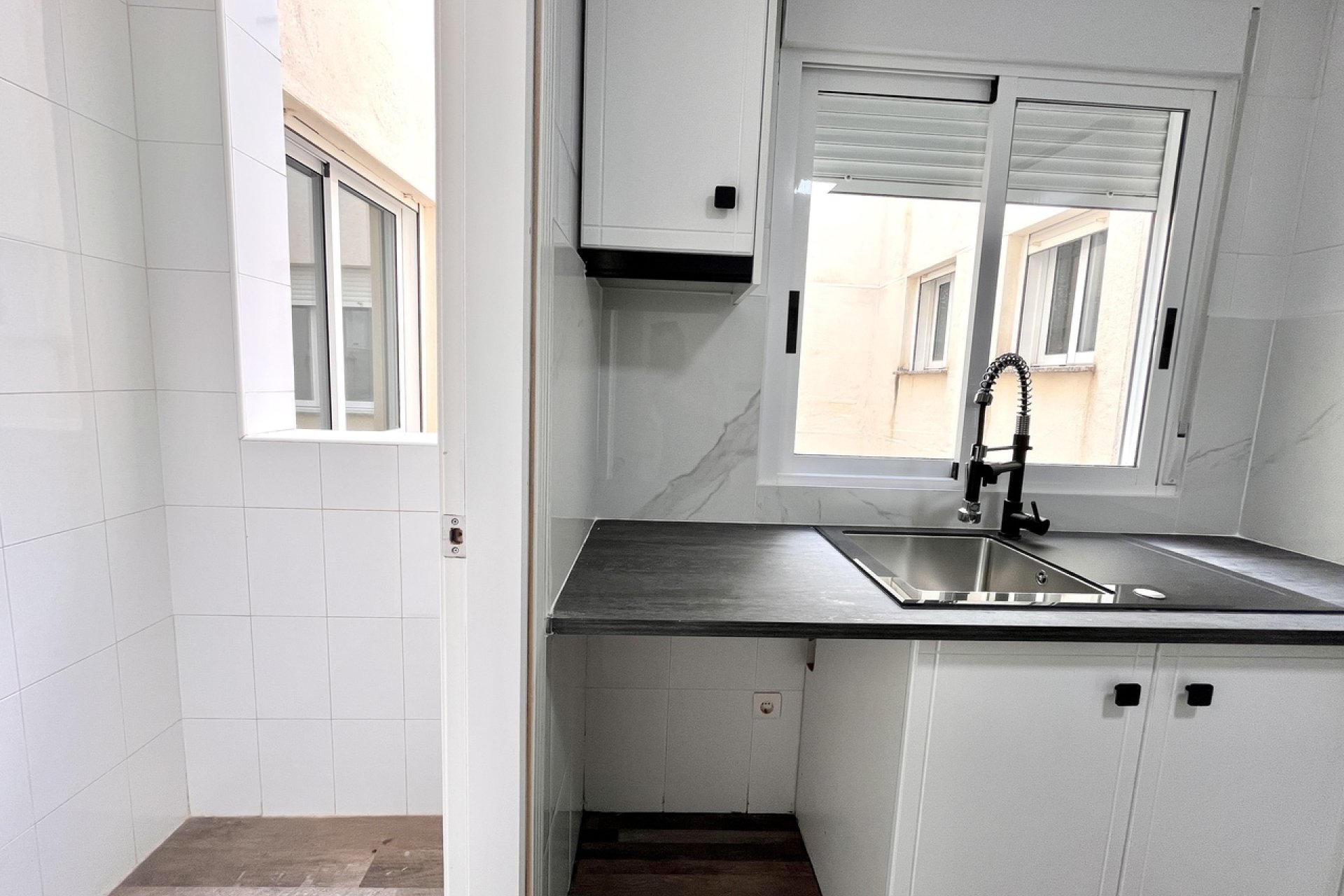 Resale - Apartment / flat - San Miguel de Salinas